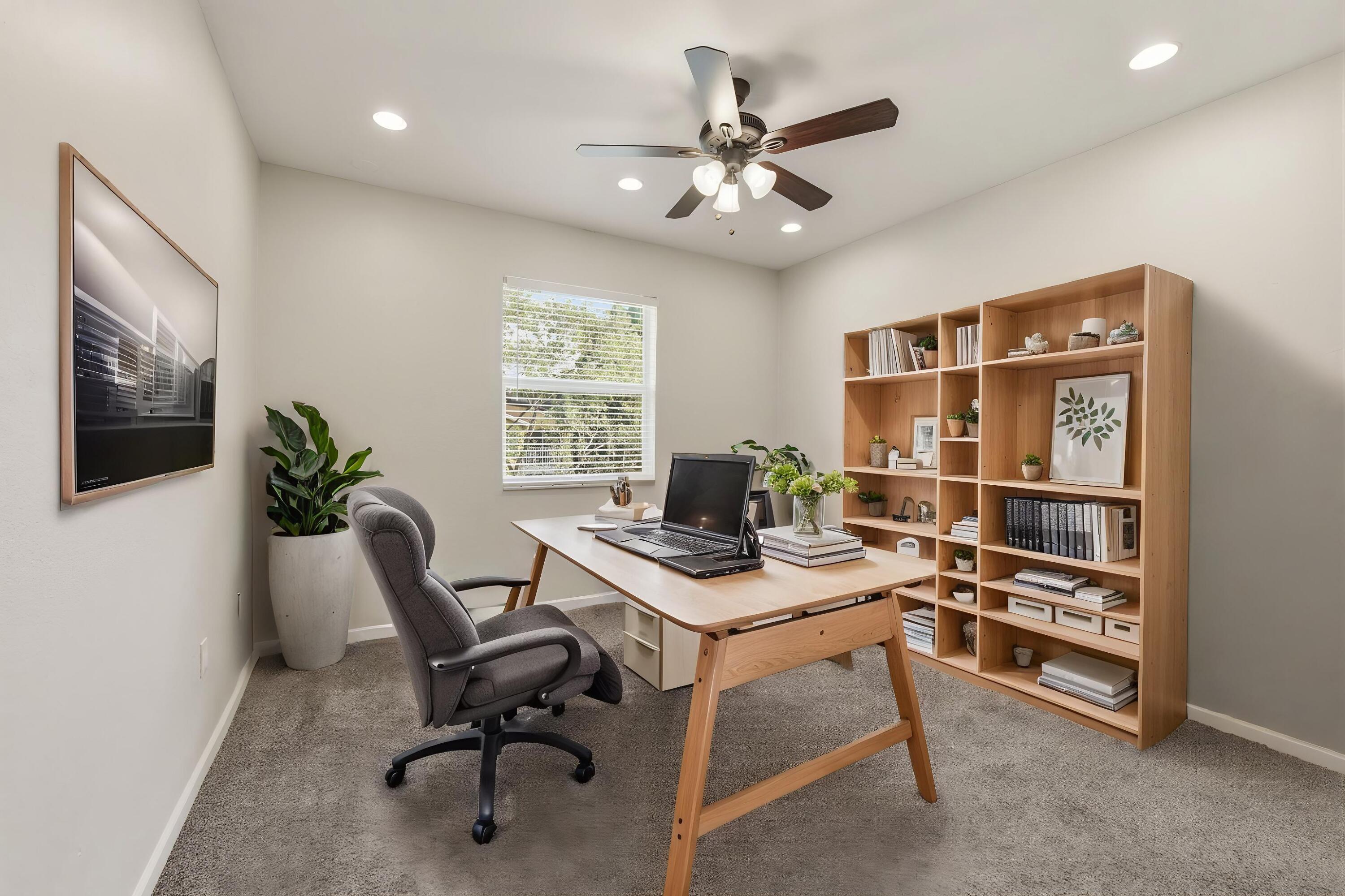 OAKLAND LAKES - Residential