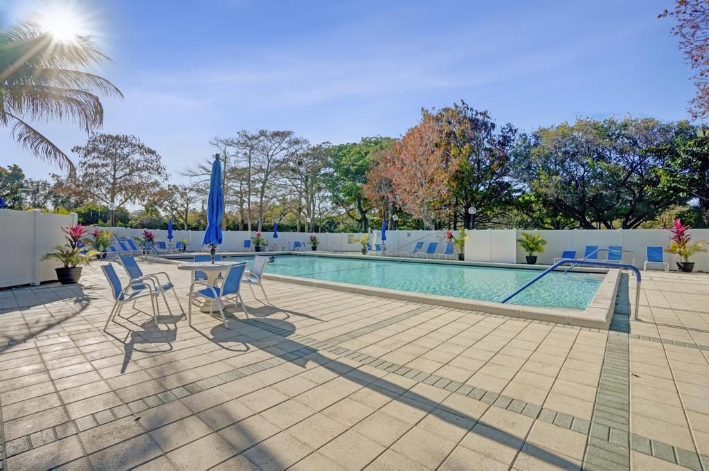 2334 S Cypress Bend Drive 907