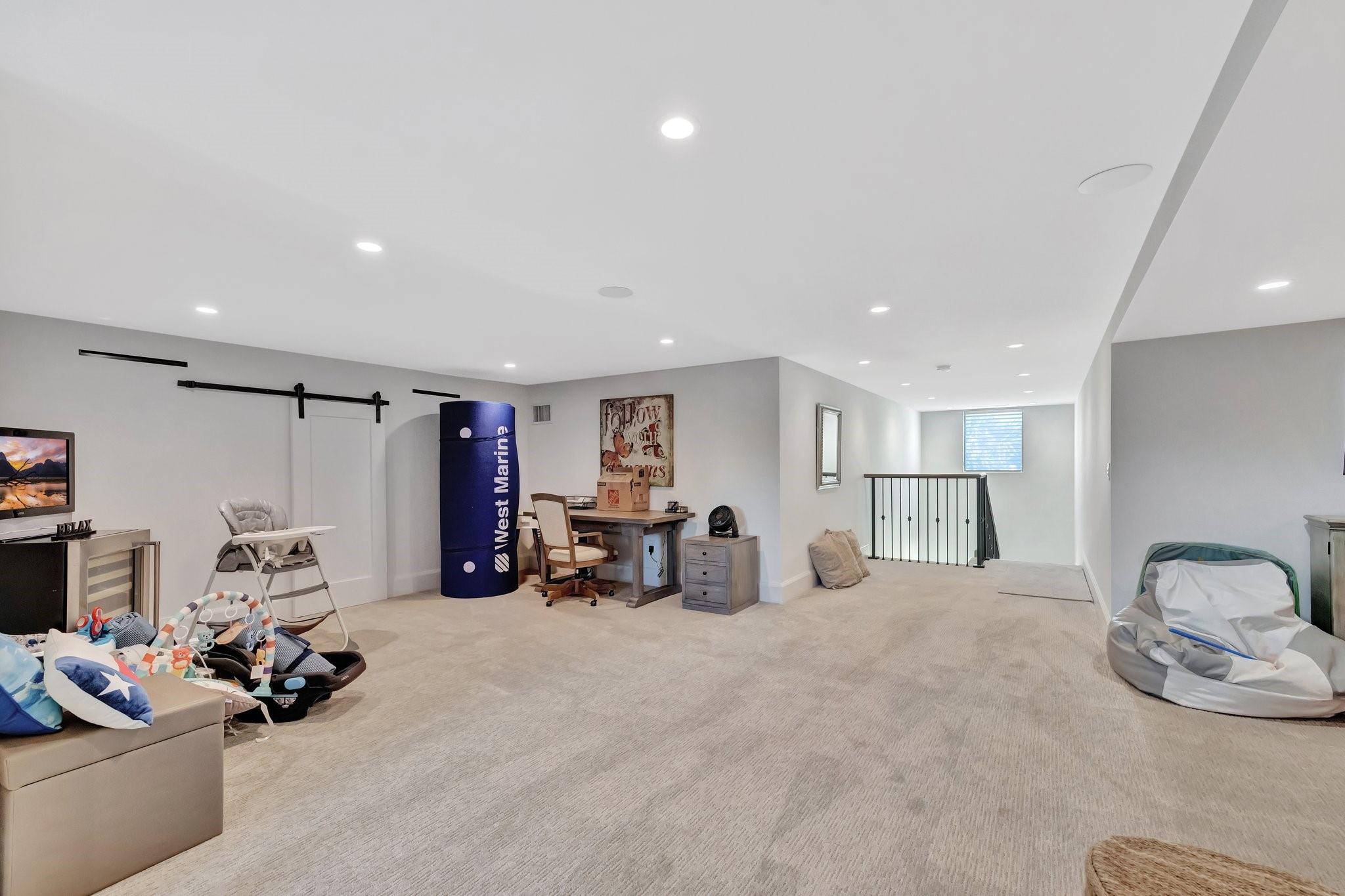 Las Olas Isles - Residential