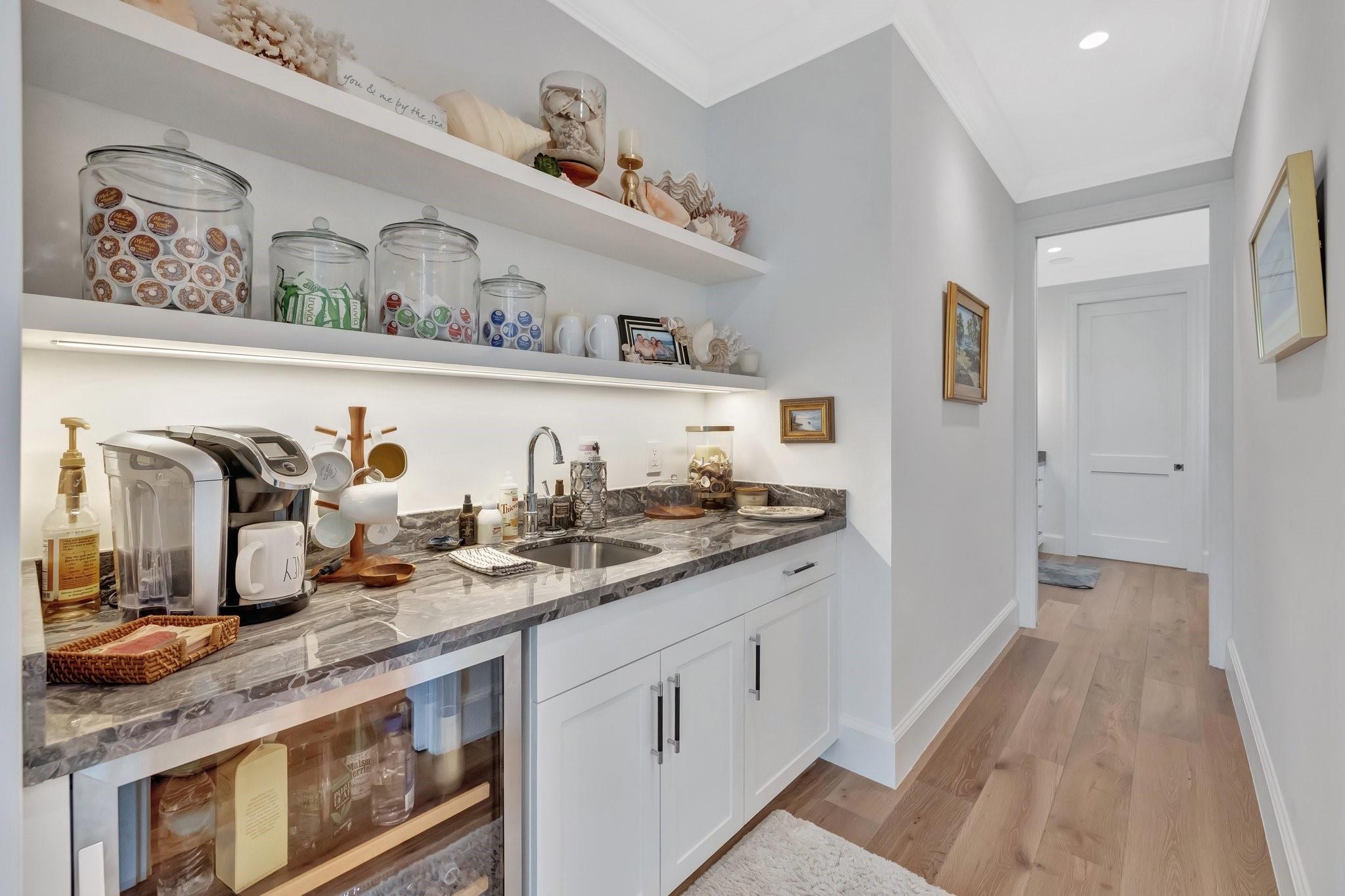 Las Olas Isles - Residential