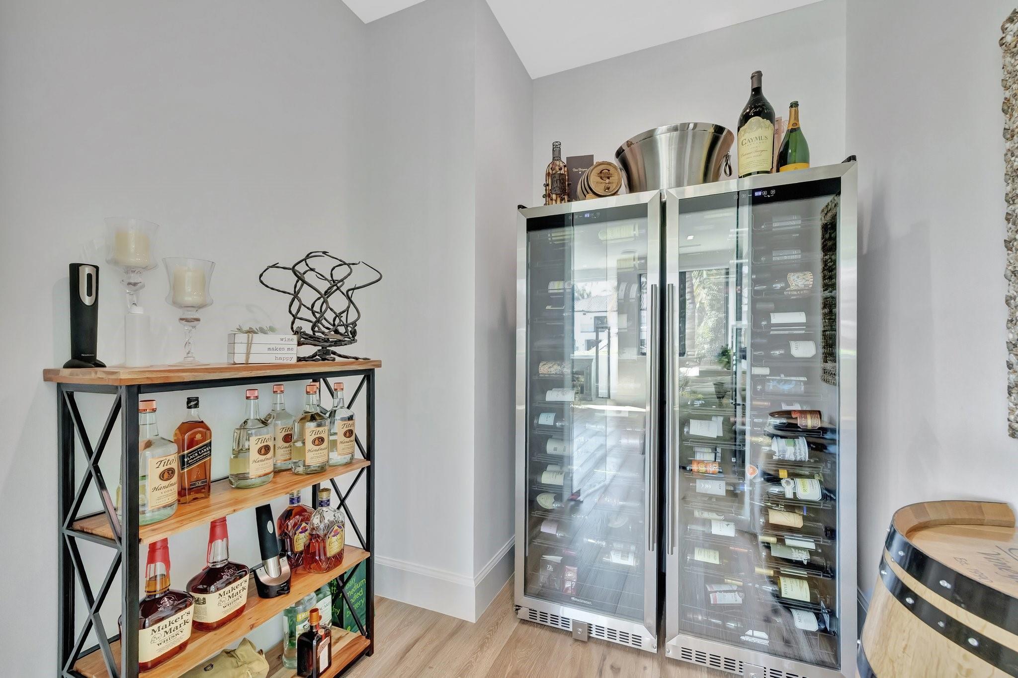 Las Olas Isles - Residential