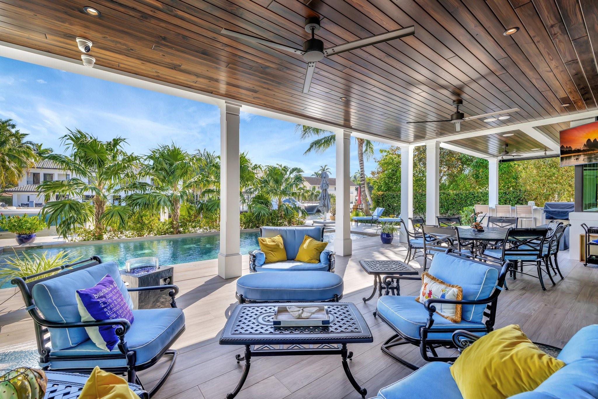 Las Olas Isles - Residential