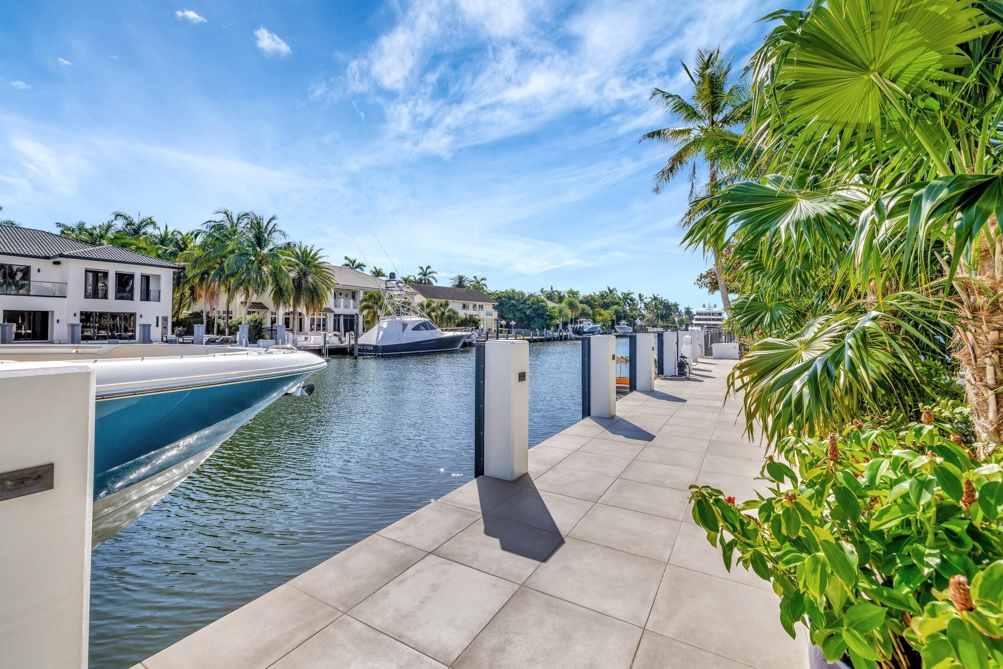 Las Olas Isles - Residential