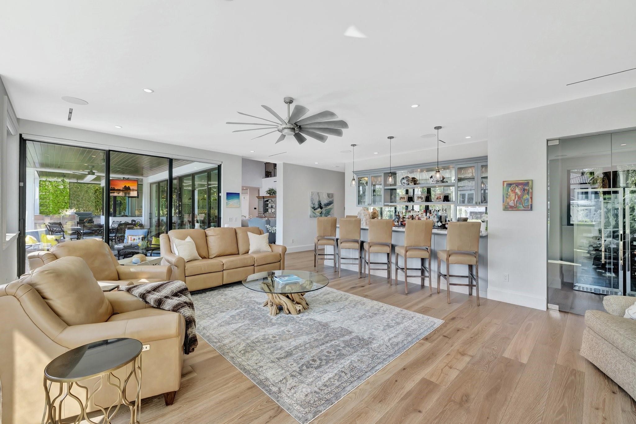 Las Olas Isles - Residential