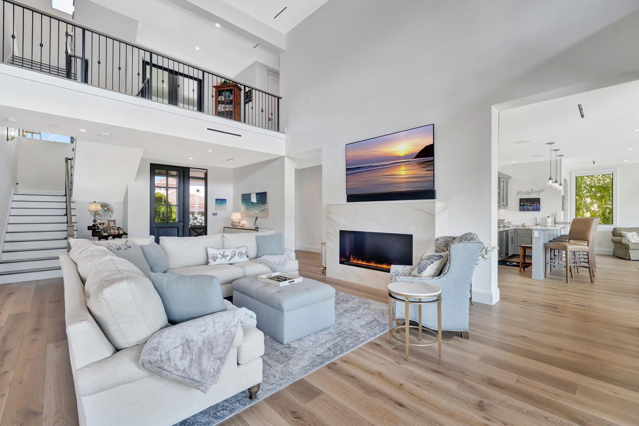 Las Olas Isles - Residential