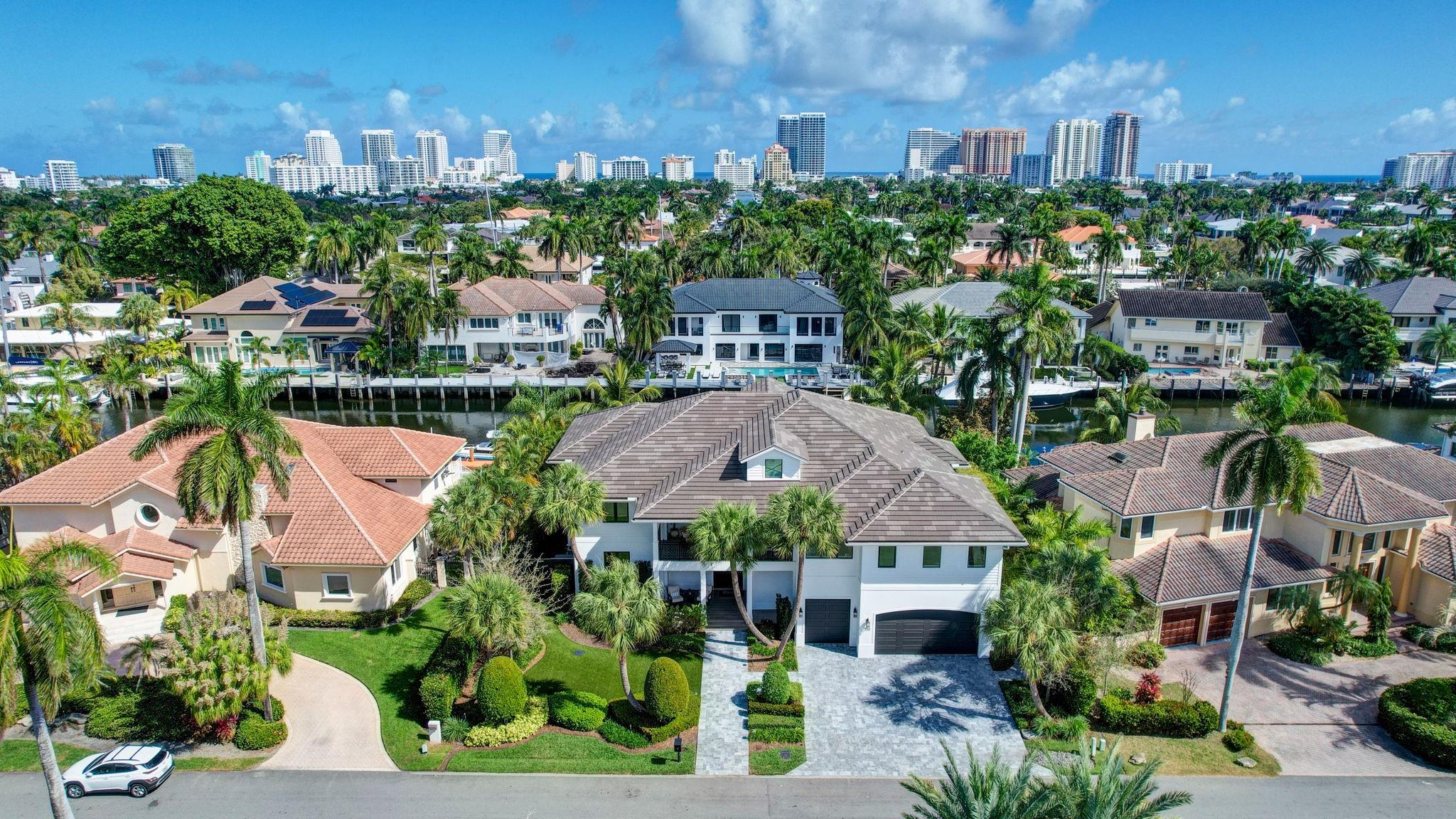 Las Olas Isles - Residential