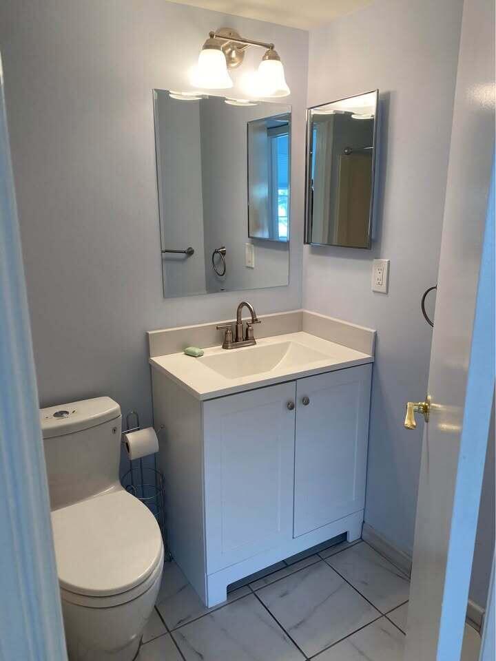 HOLIDAY VILLAGE - Residential Lease