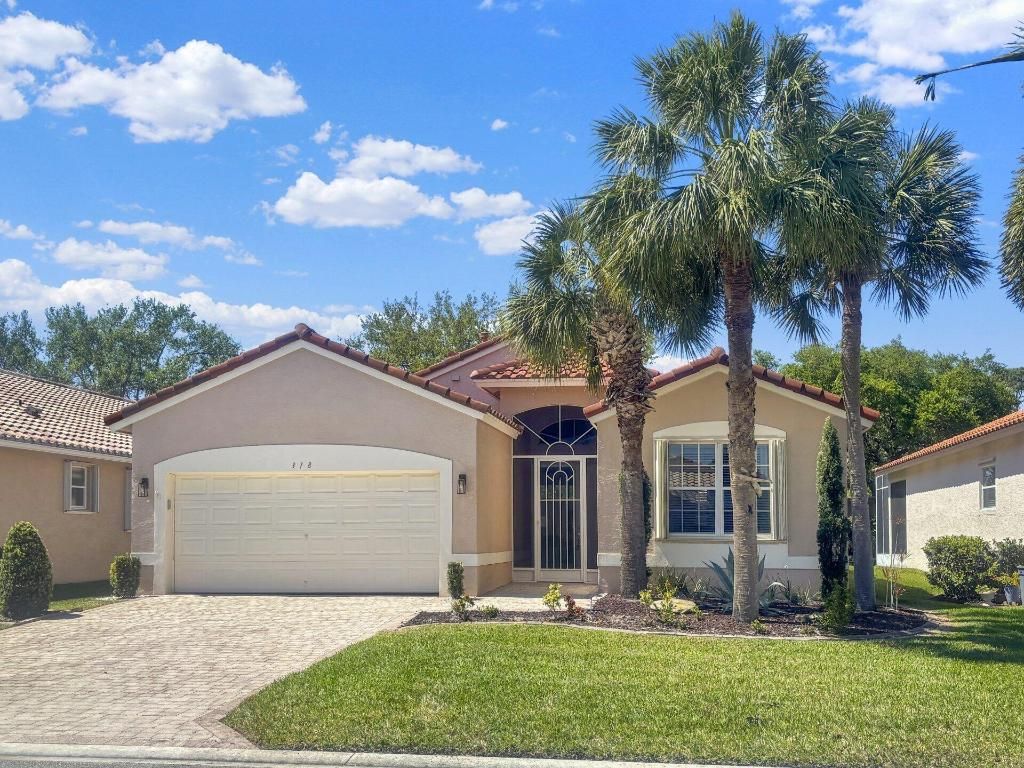 Photo of 318 NW Toscane Trail, Port Saint Lucie, FL 34986 (MLS # R11042994)