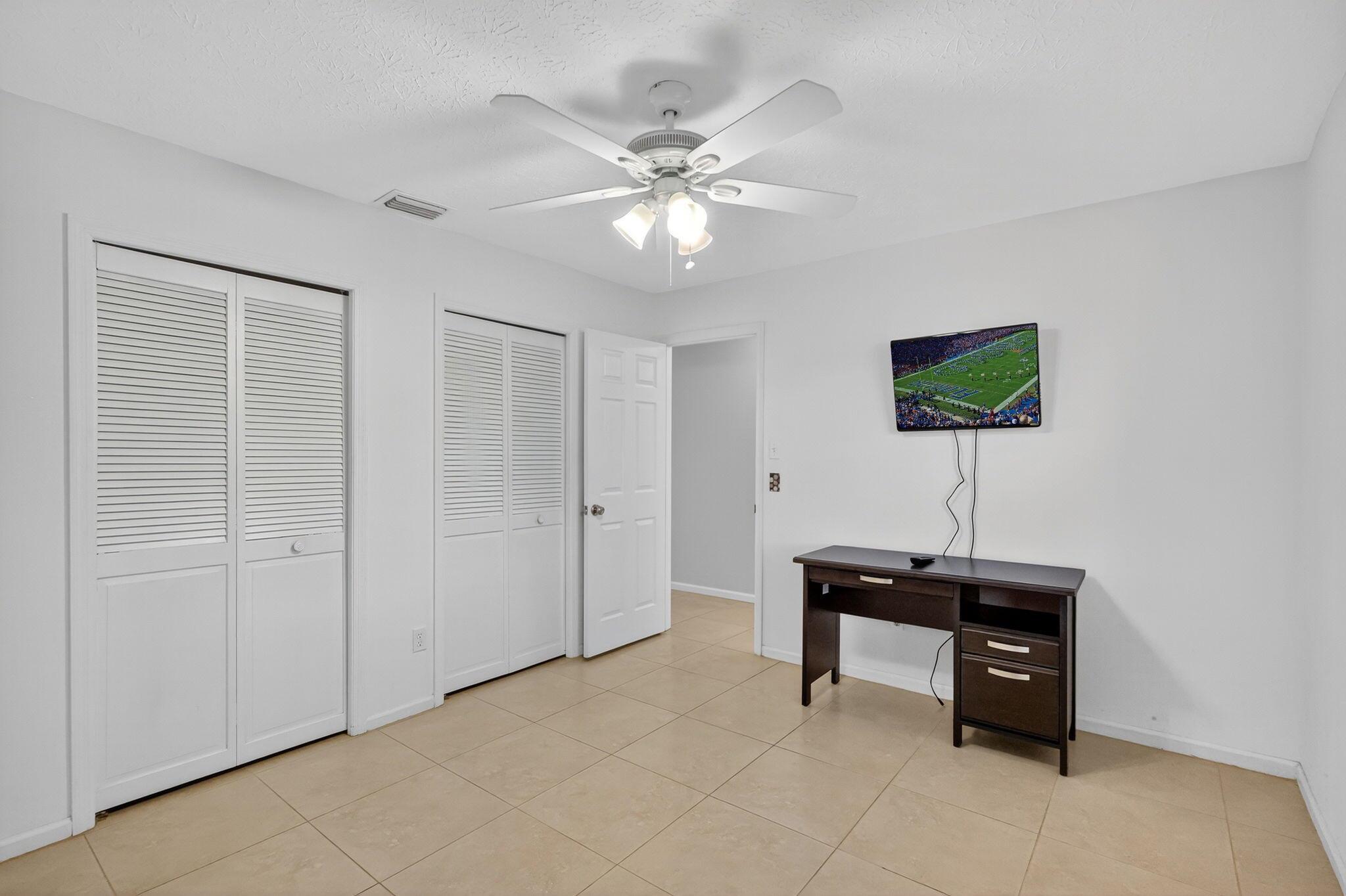 PORT ST LUCIE SECTION 3 - Residential