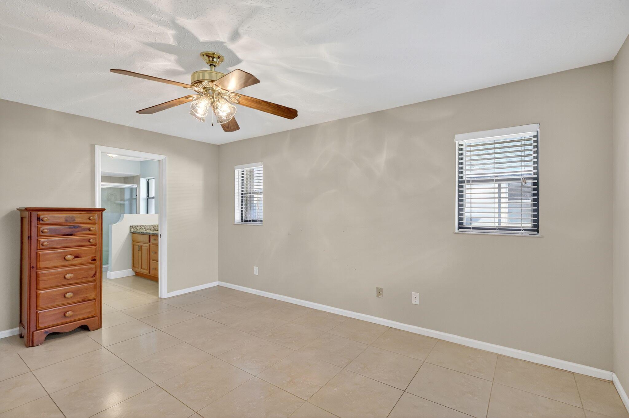 PORT ST LUCIE SECTION 3 - Residential