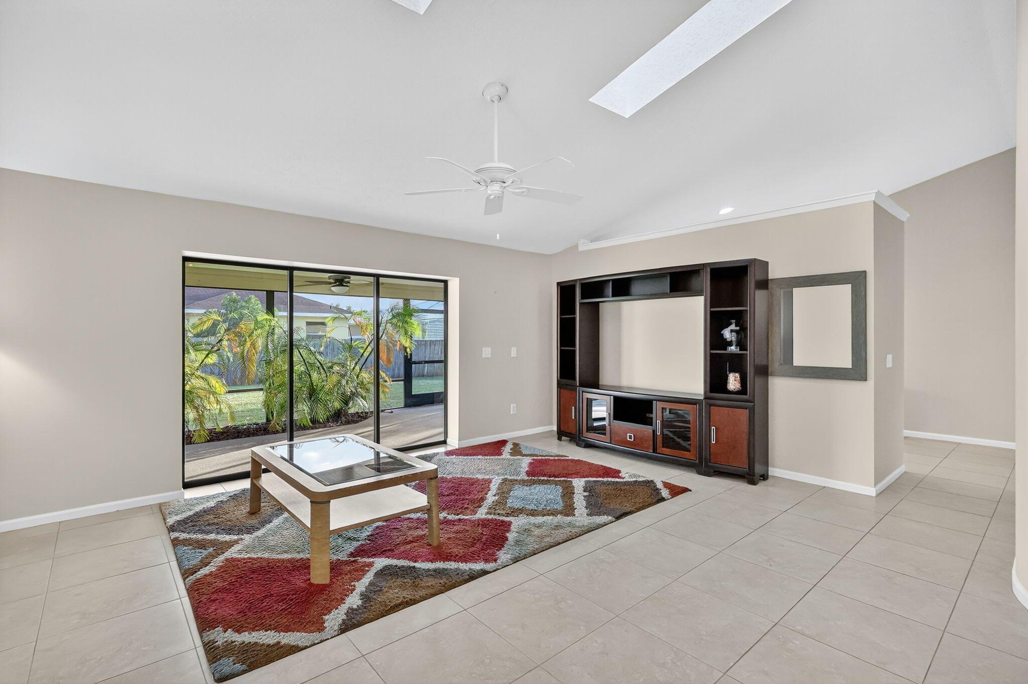 PORT ST LUCIE SECTION 3 - Residential