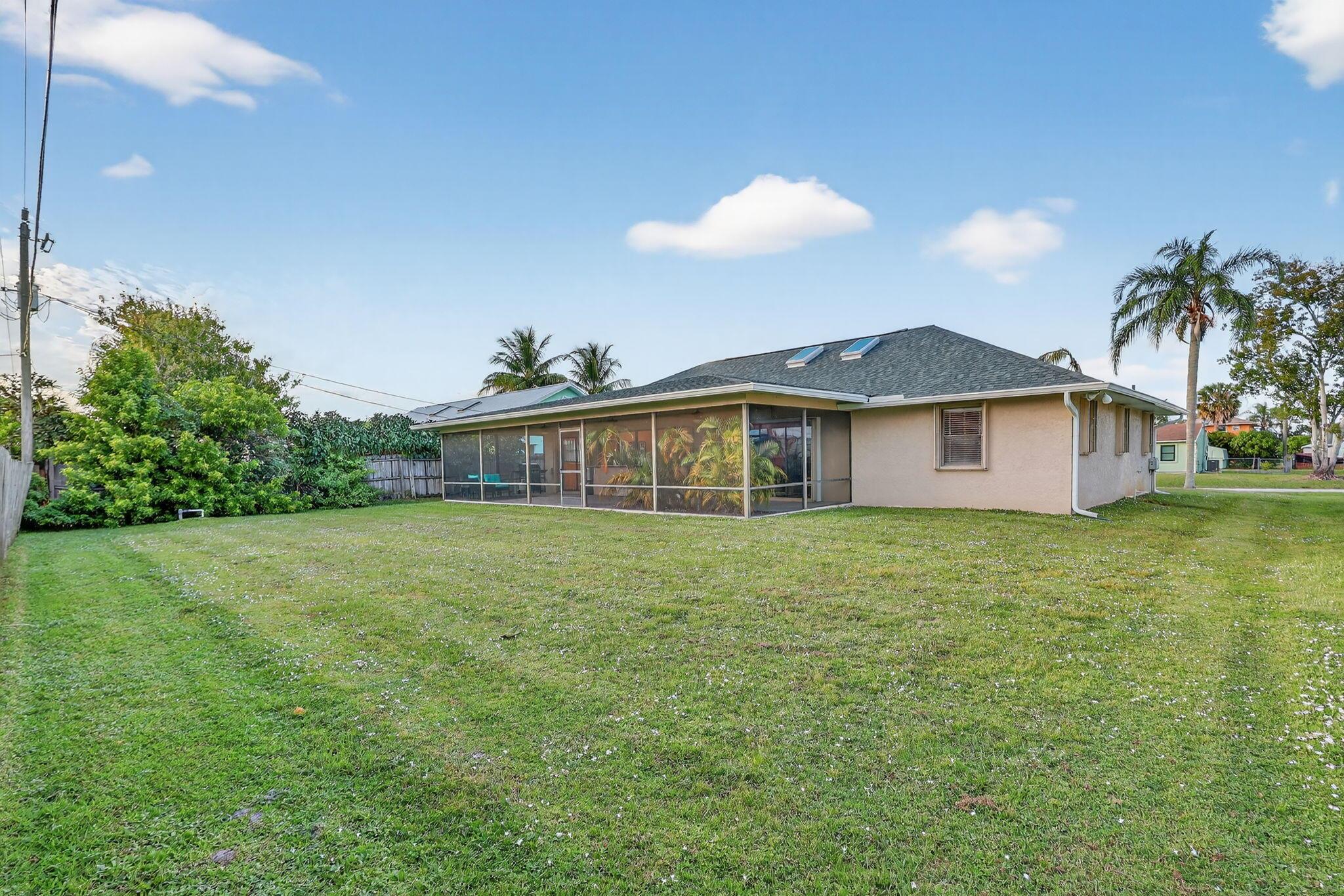 PORT ST LUCIE SECTION 3 - Residential