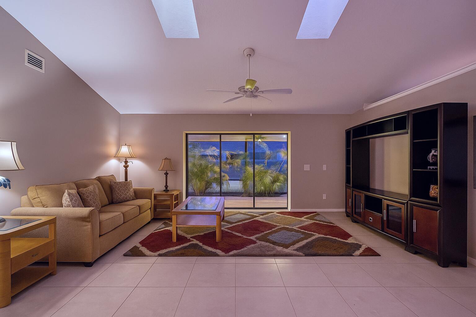 PORT ST LUCIE SECTION 3 - Residential