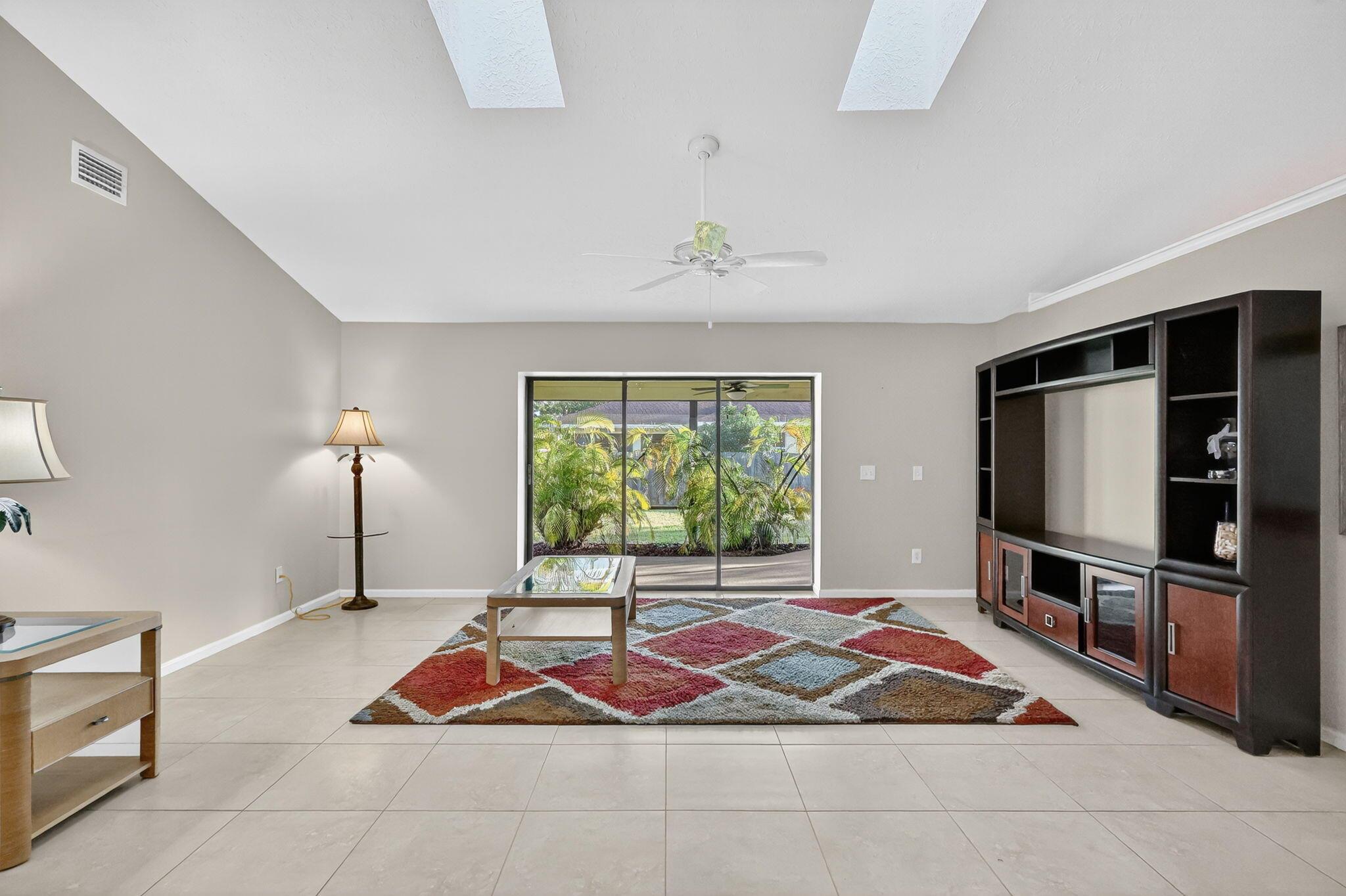 PORT ST LUCIE SECTION 3 - Residential