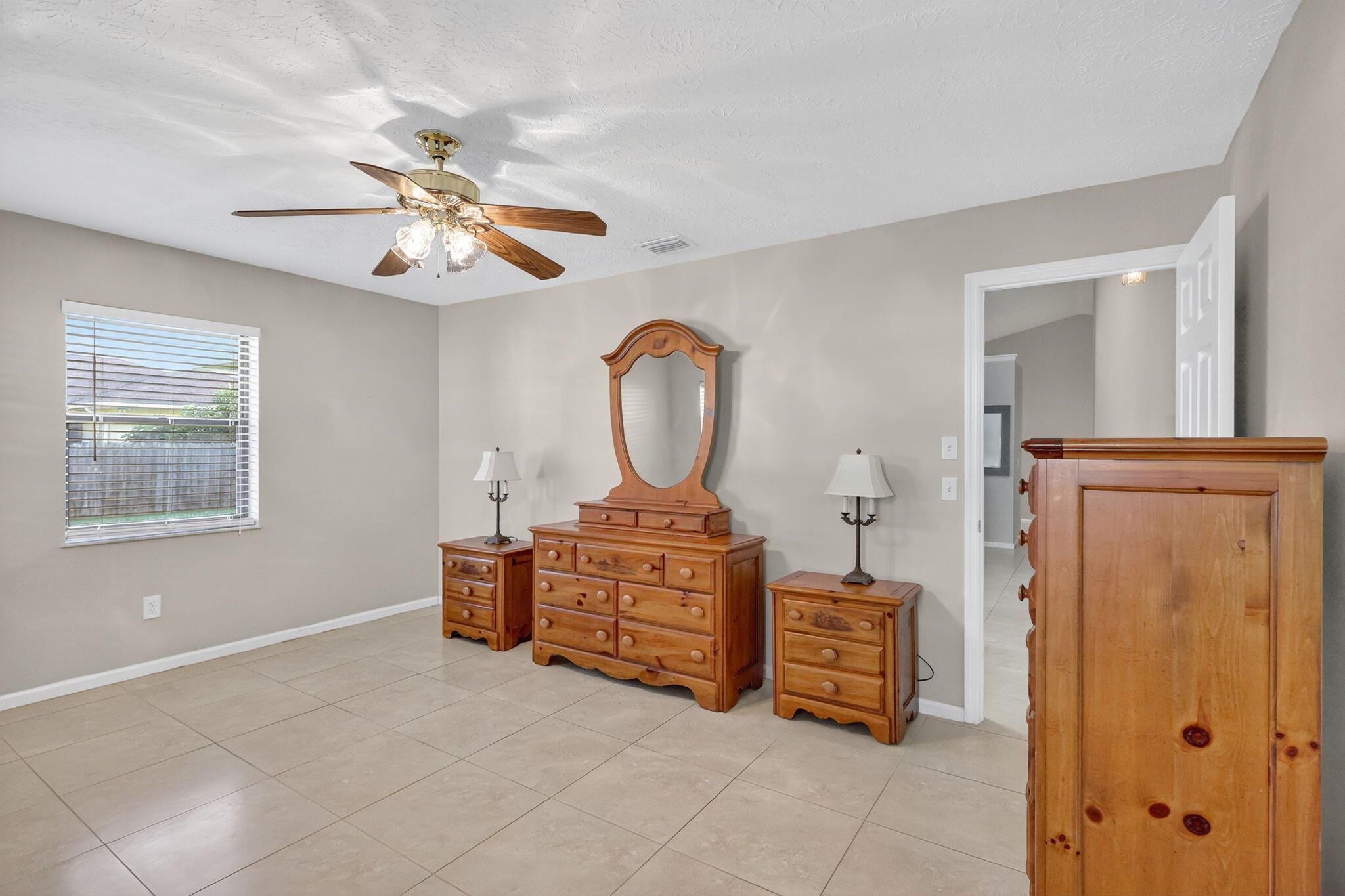 PORT ST LUCIE SECTION 3 - Residential