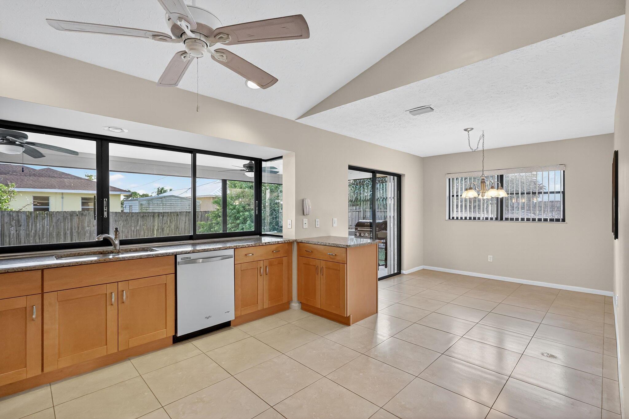 PORT ST LUCIE SECTION 3 - Residential