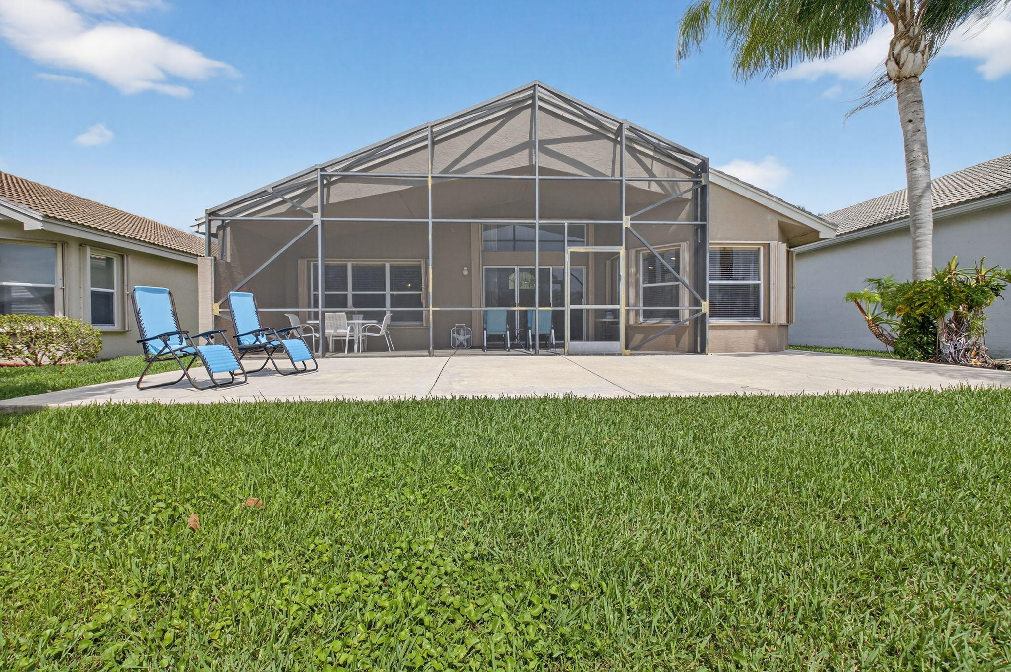 VALENCIA FALLS 6 - Residential