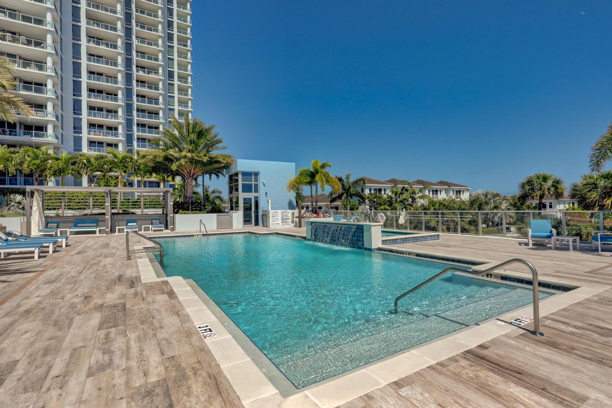 WATER CLUB 3 NORTH PALM B - Residential