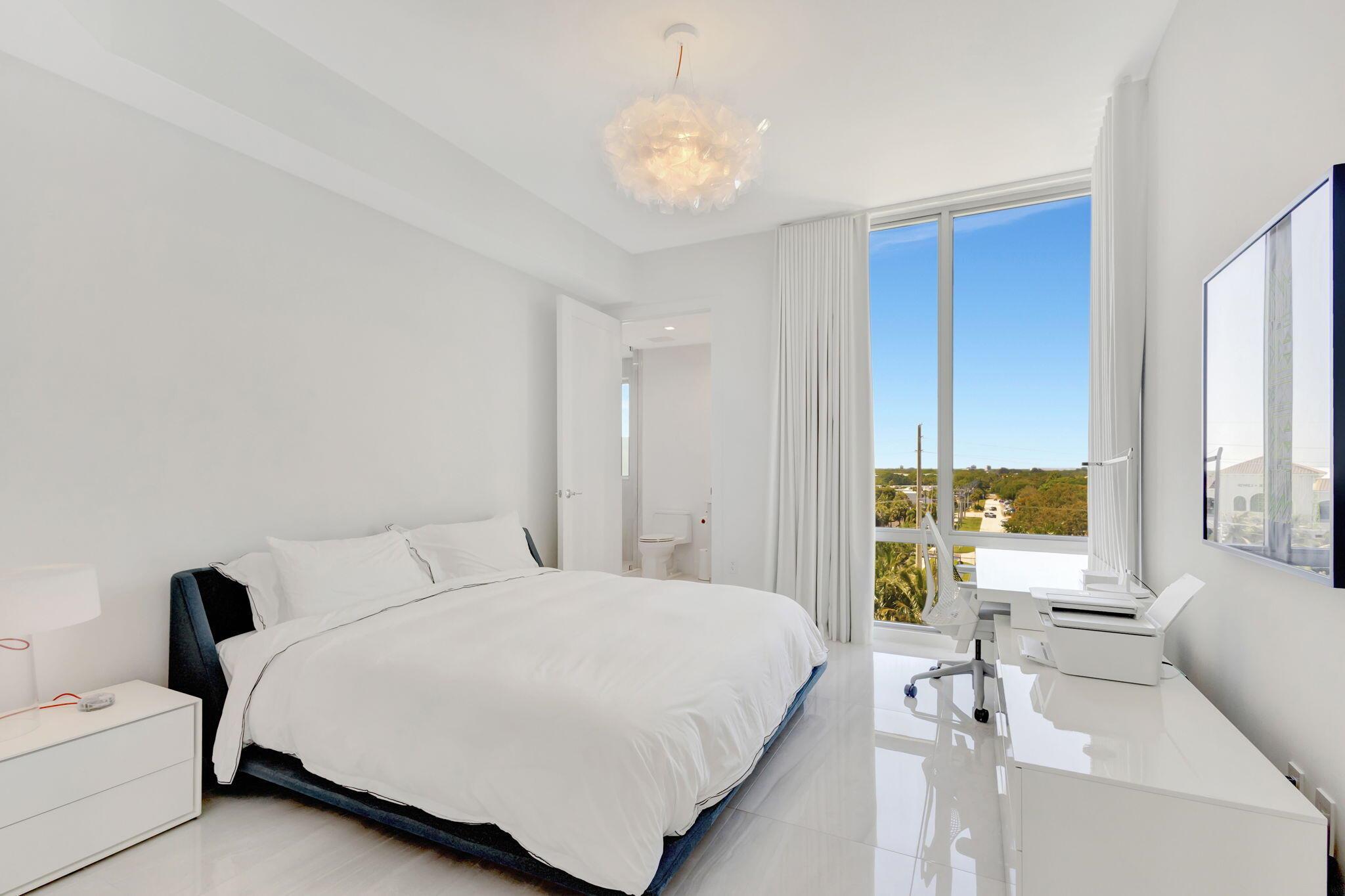 WATER CLUB 3 NORTH PALM B - Residential