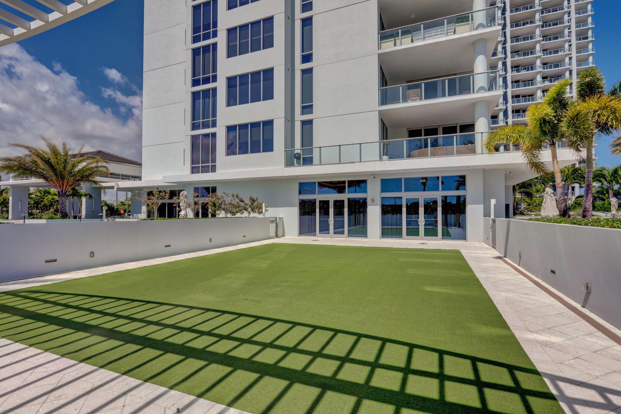 WATER CLUB 3 NORTH PALM B - Residential