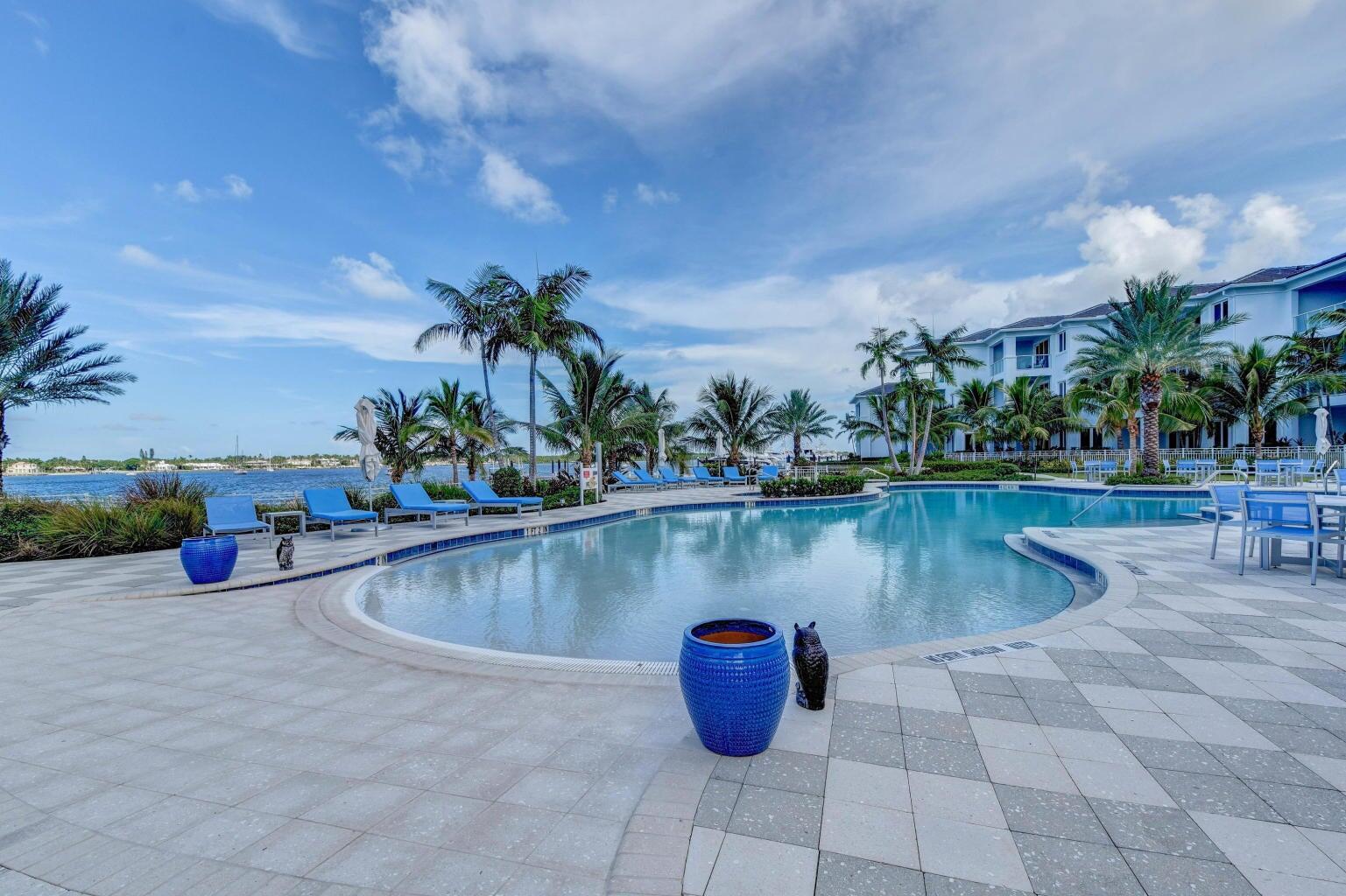 WATER CLUB 3 NORTH PALM B - Residential