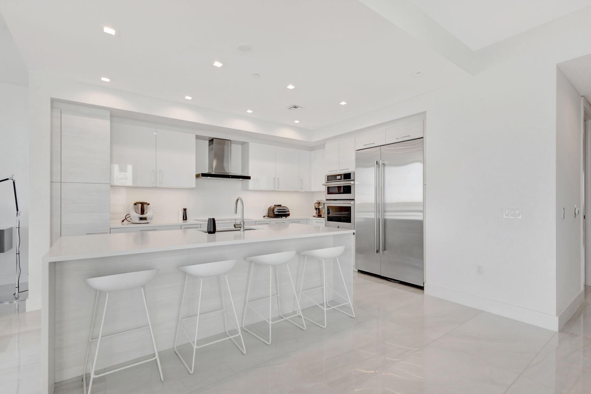 WATER CLUB 3 NORTH PALM B - Residential