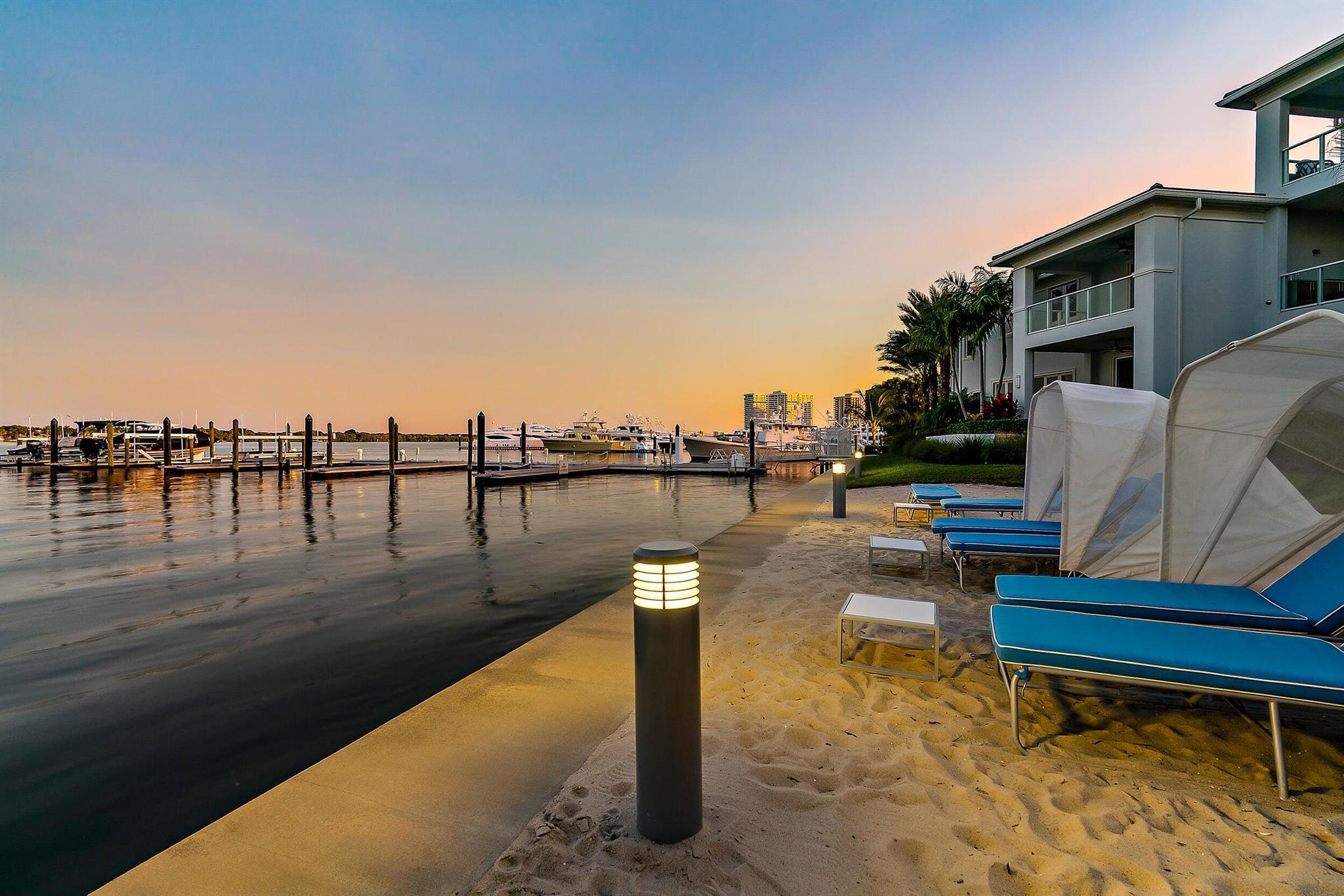 WATER CLUB 3 NORTH PALM B - Residential