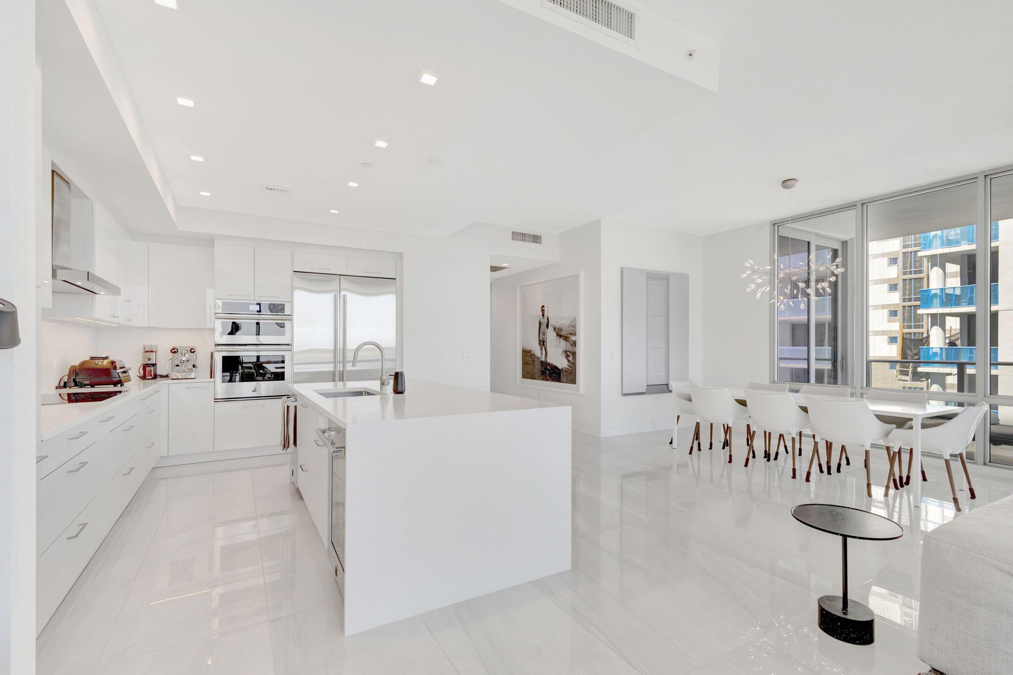 WATER CLUB 3 NORTH PALM B - Residential