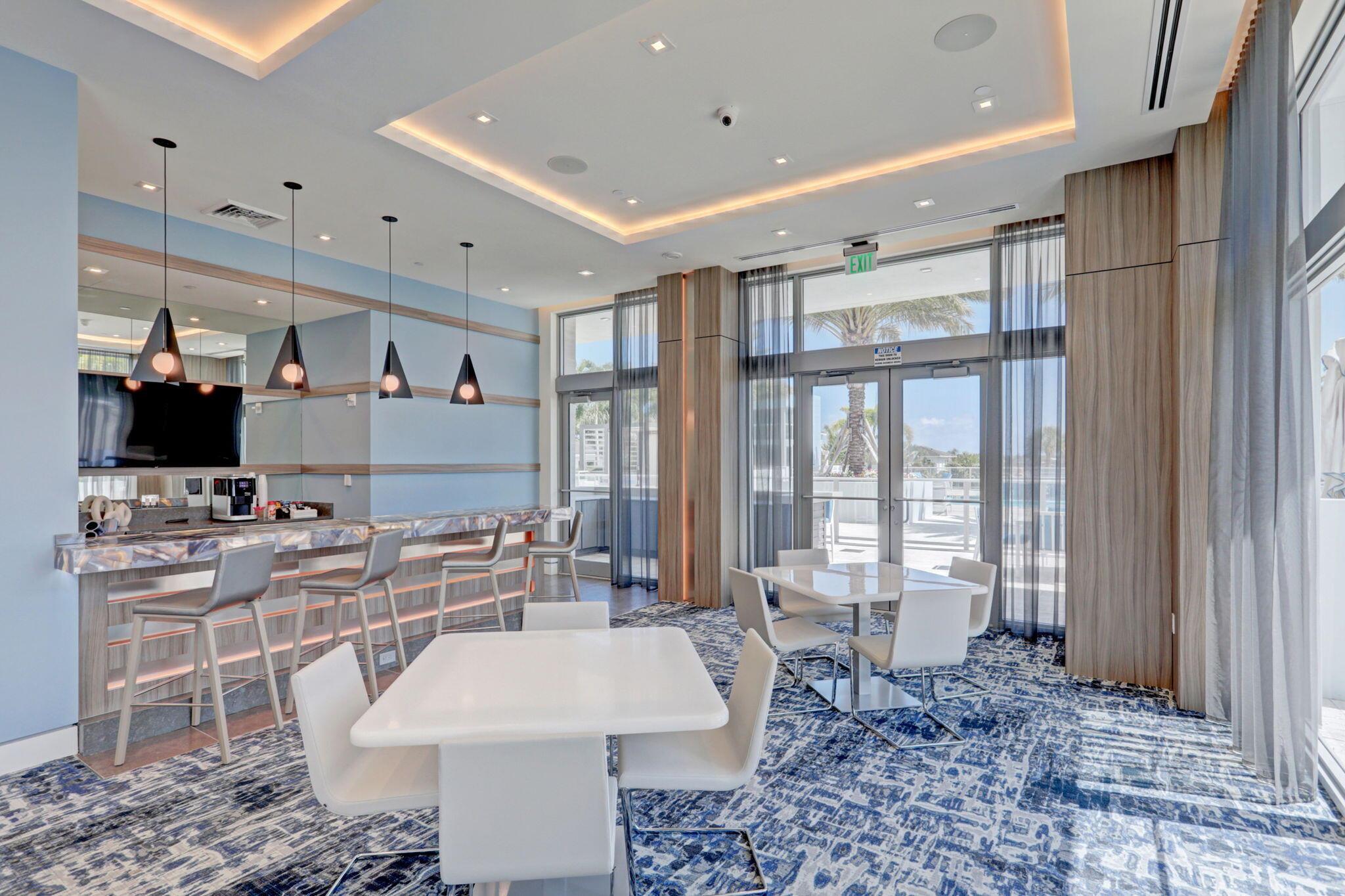 WATER CLUB 3 NORTH PALM B - Residential