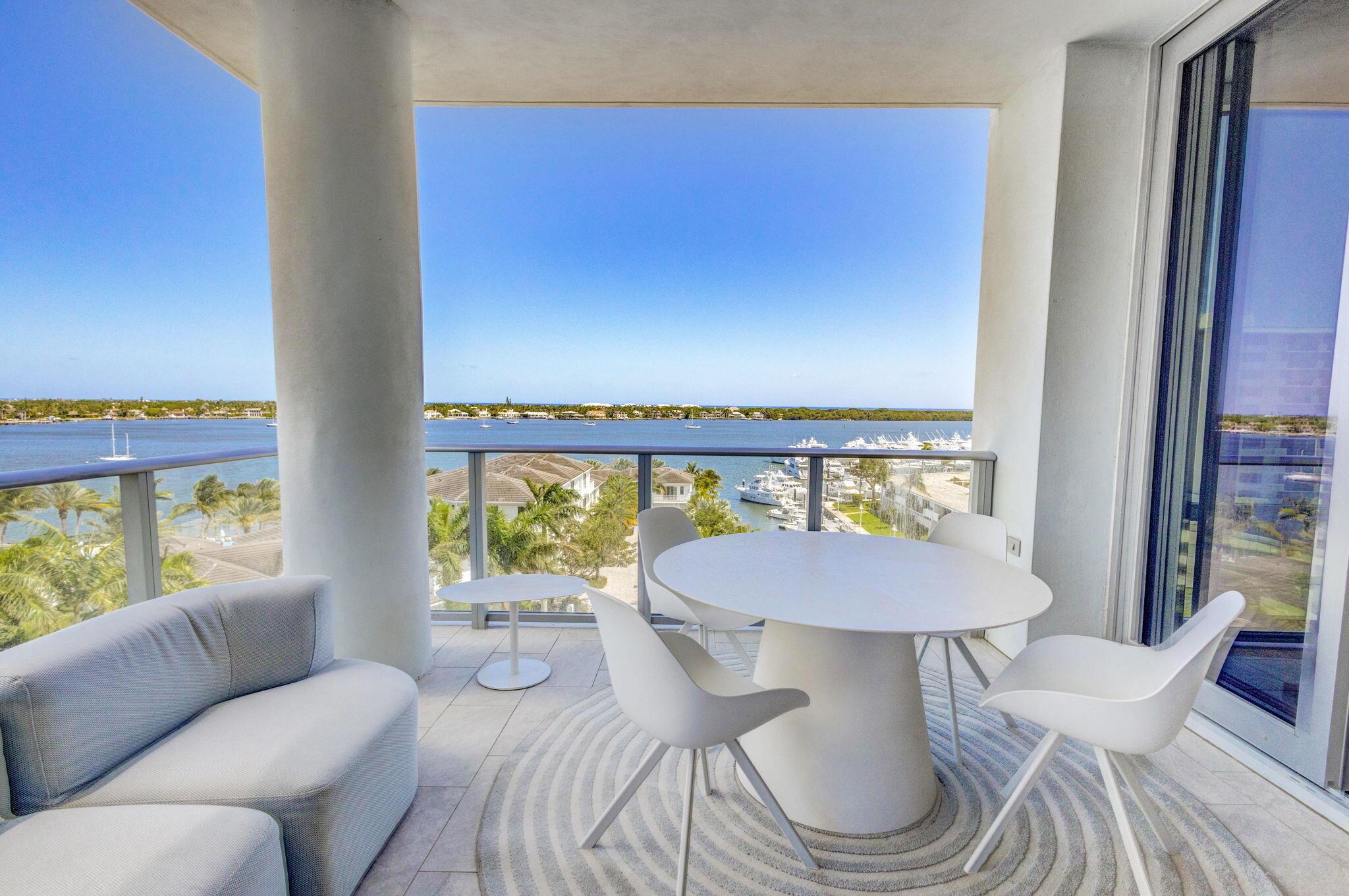 WATER CLUB 3 NORTH PALM B - Residential