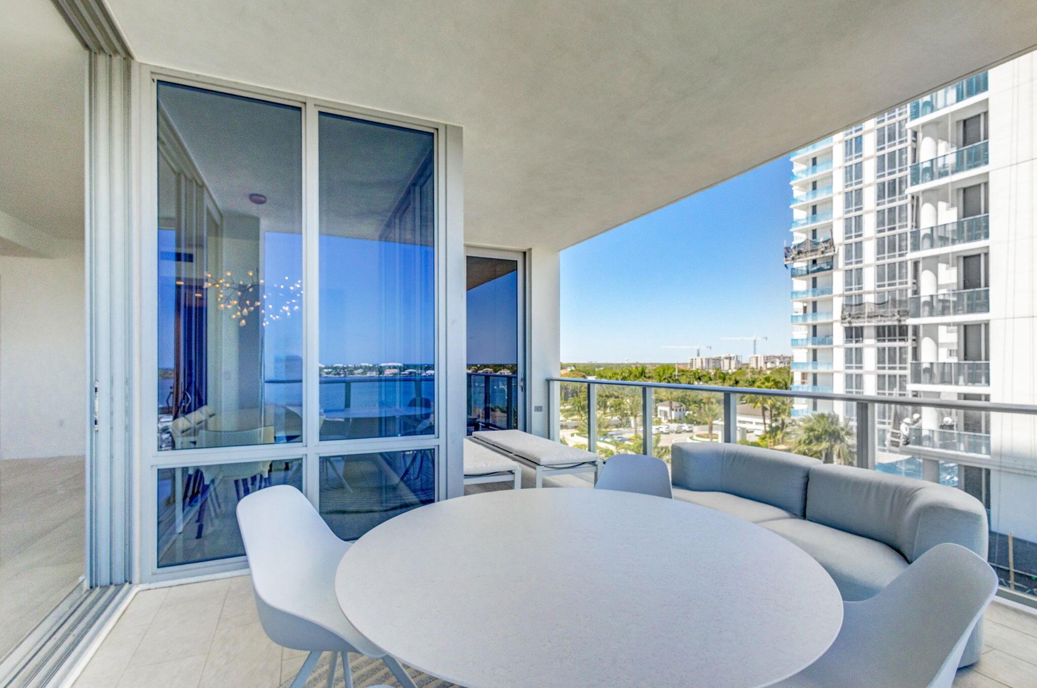 WATER CLUB 3 NORTH PALM B - Residential