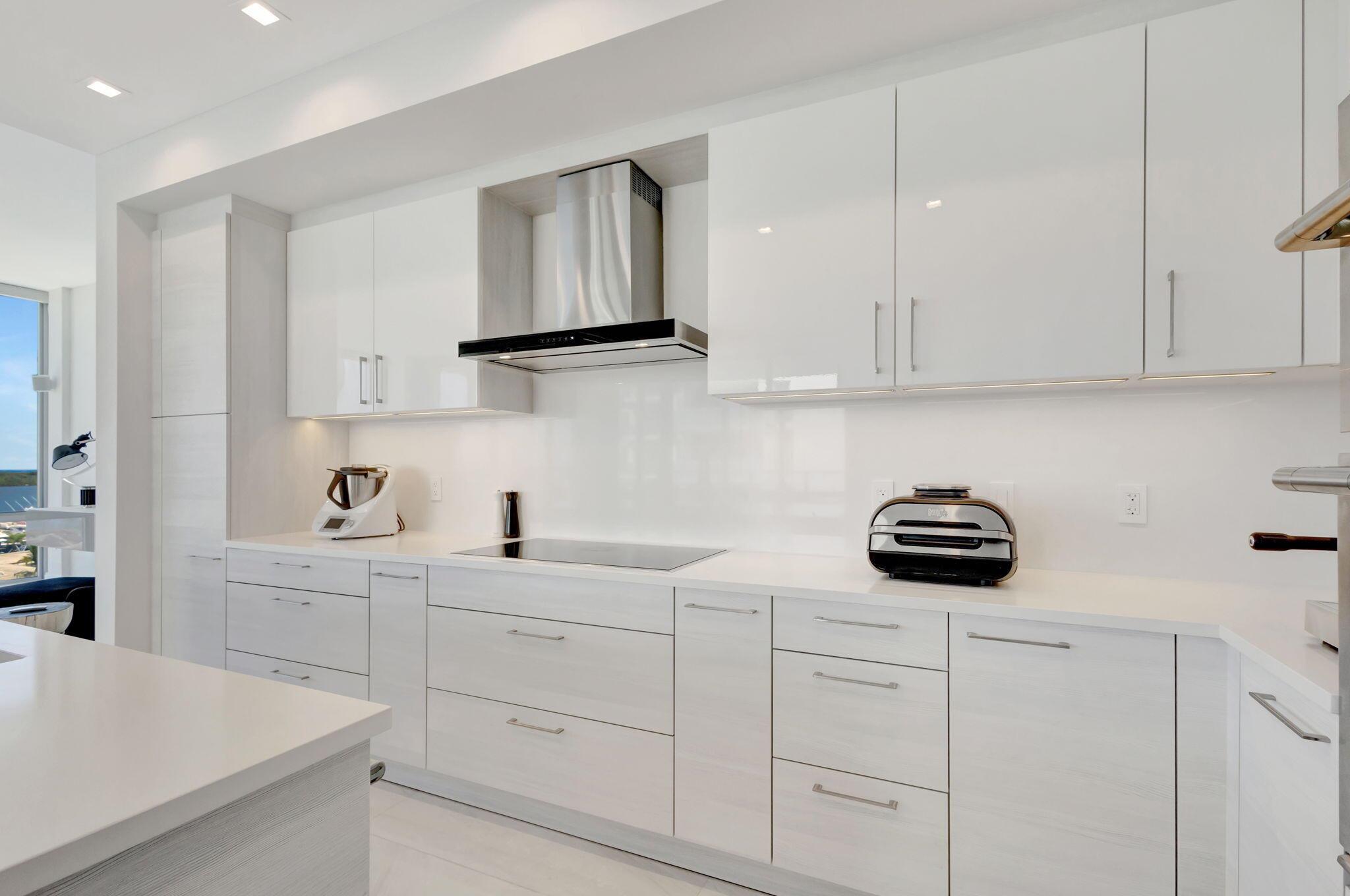 WATER CLUB 3 NORTH PALM B - Residential