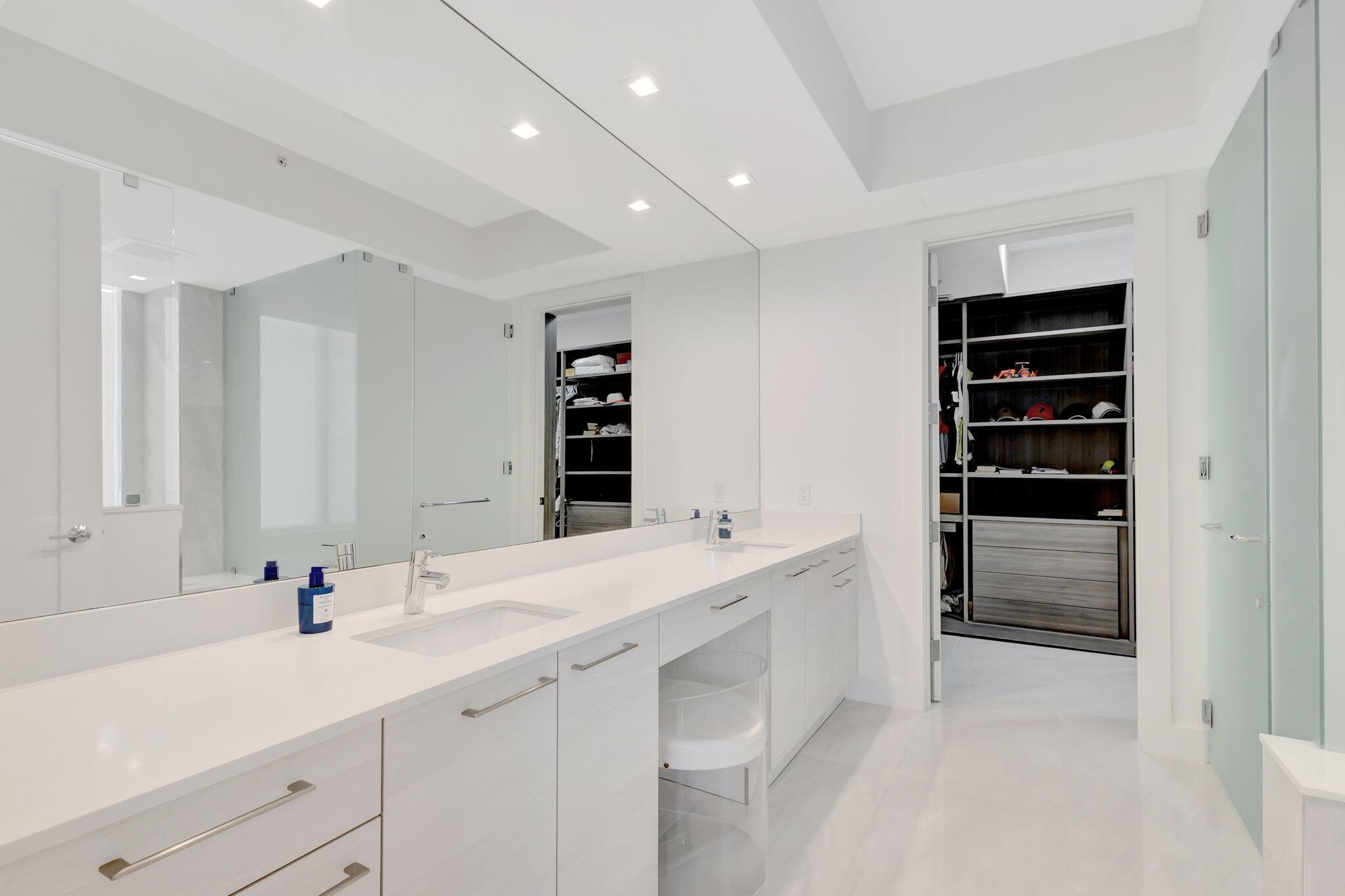 WATER CLUB 3 NORTH PALM B - Residential