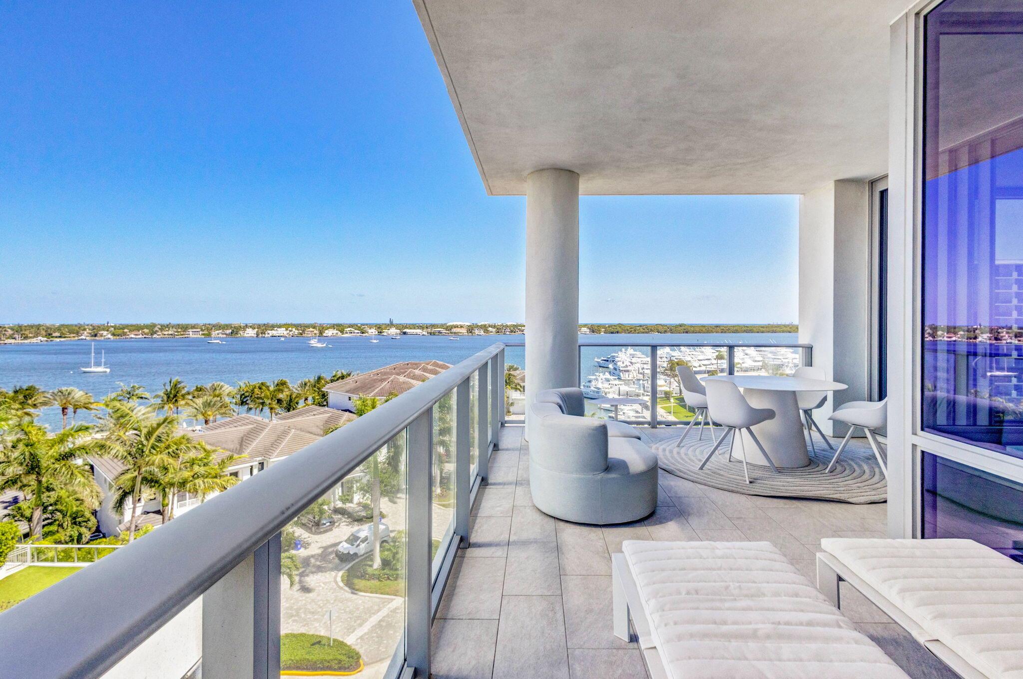 WATER CLUB 3 NORTH PALM B - Residential