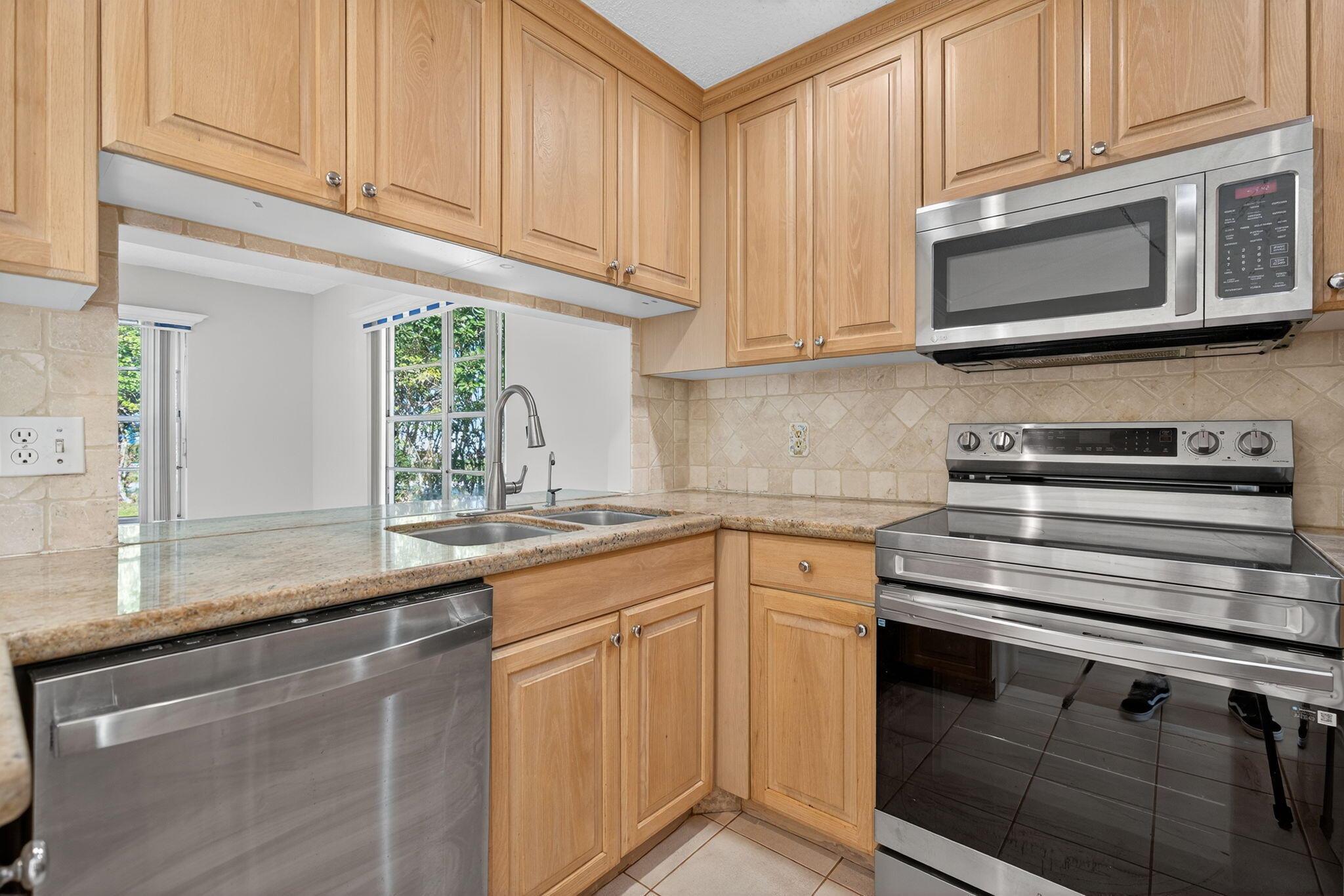 JUPITER VLG - Residential