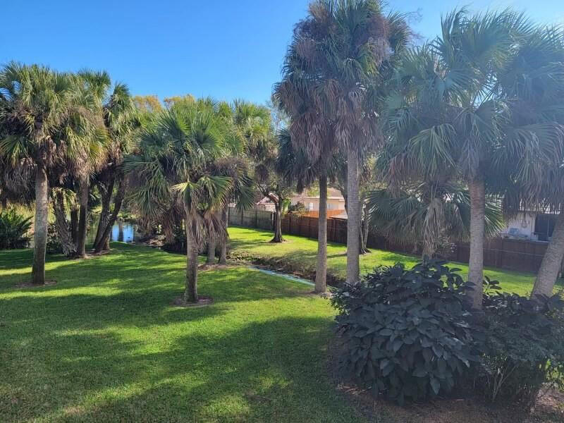 WOODLANDS CONDOMINIUM APARTMENT BUILDING 1 - Residential Lease