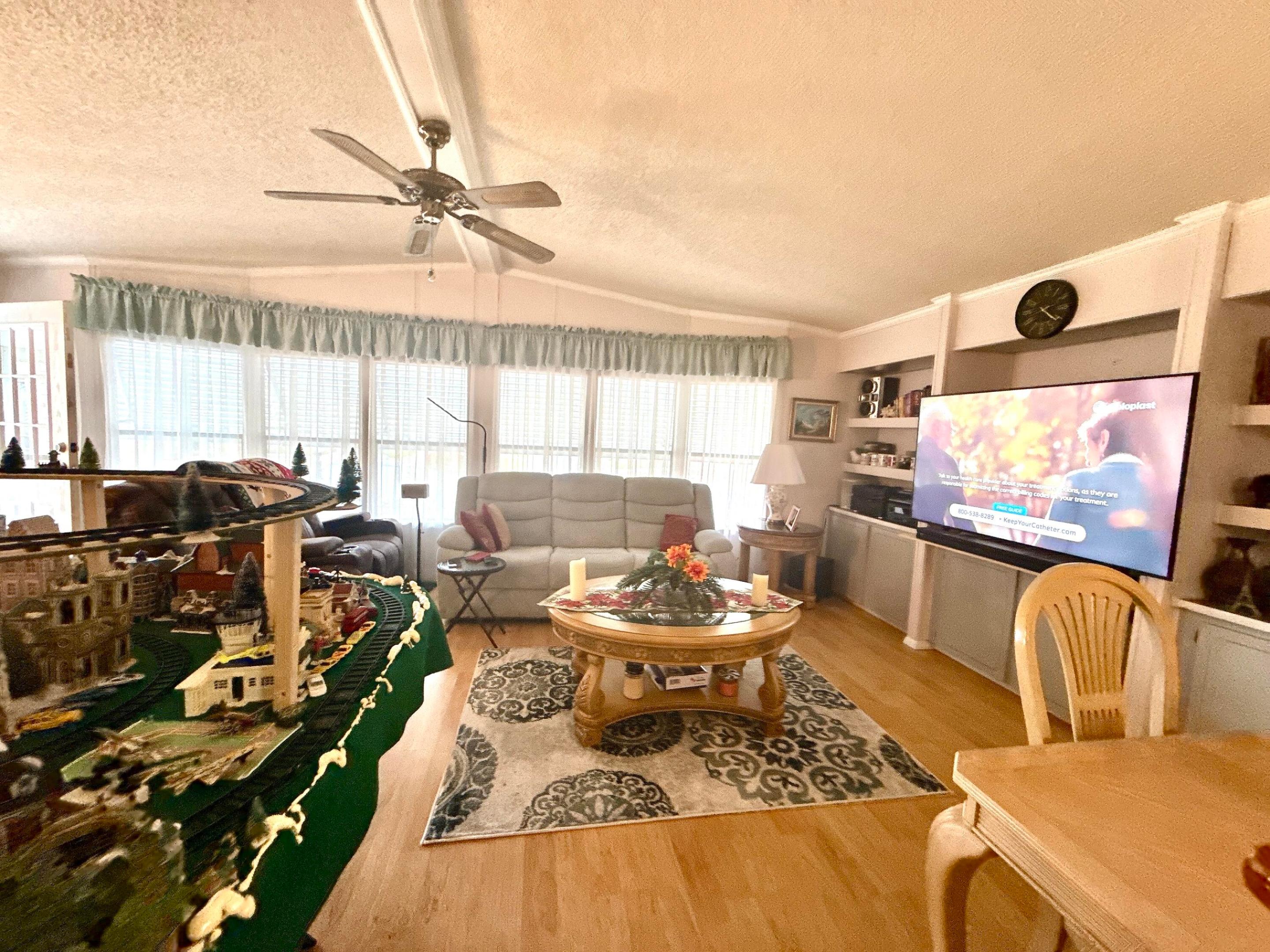 1331 Barefoot Circle