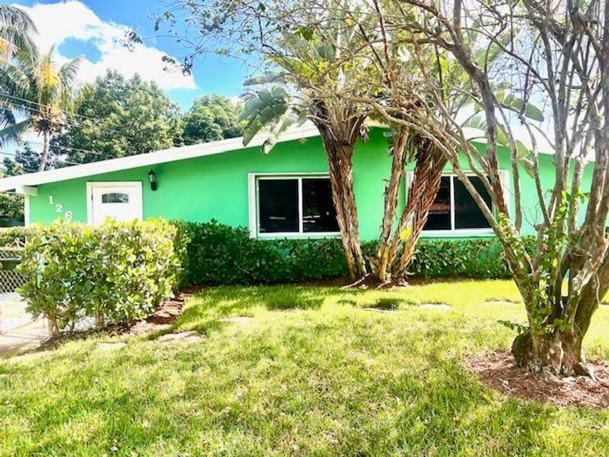 INCREDIBLE PRICE ADJUSTMENT!!! Wonderful Family Home in the Center of Fort Lauderdale!! Three bedrooms !!!Two Full Baths in the Main Home and a full bonus mother-in-law suite! attached !!New roof!! New A/C!! New Water Heater!!Newer Washer and Dryer!! Hurricane Shutters!! No HOA!! Best Bones in Town!!!Just Bring your Loving Touches!!You Won't Be Disappointed!!