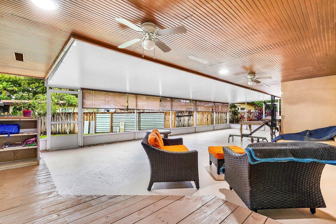 Pasadena Lakes - Residential