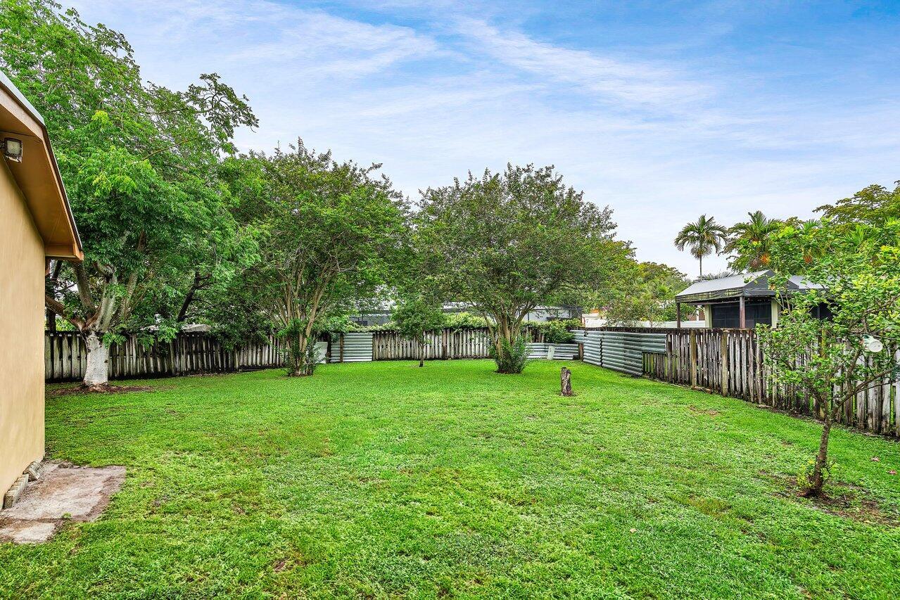 Pasadena Lakes - Residential