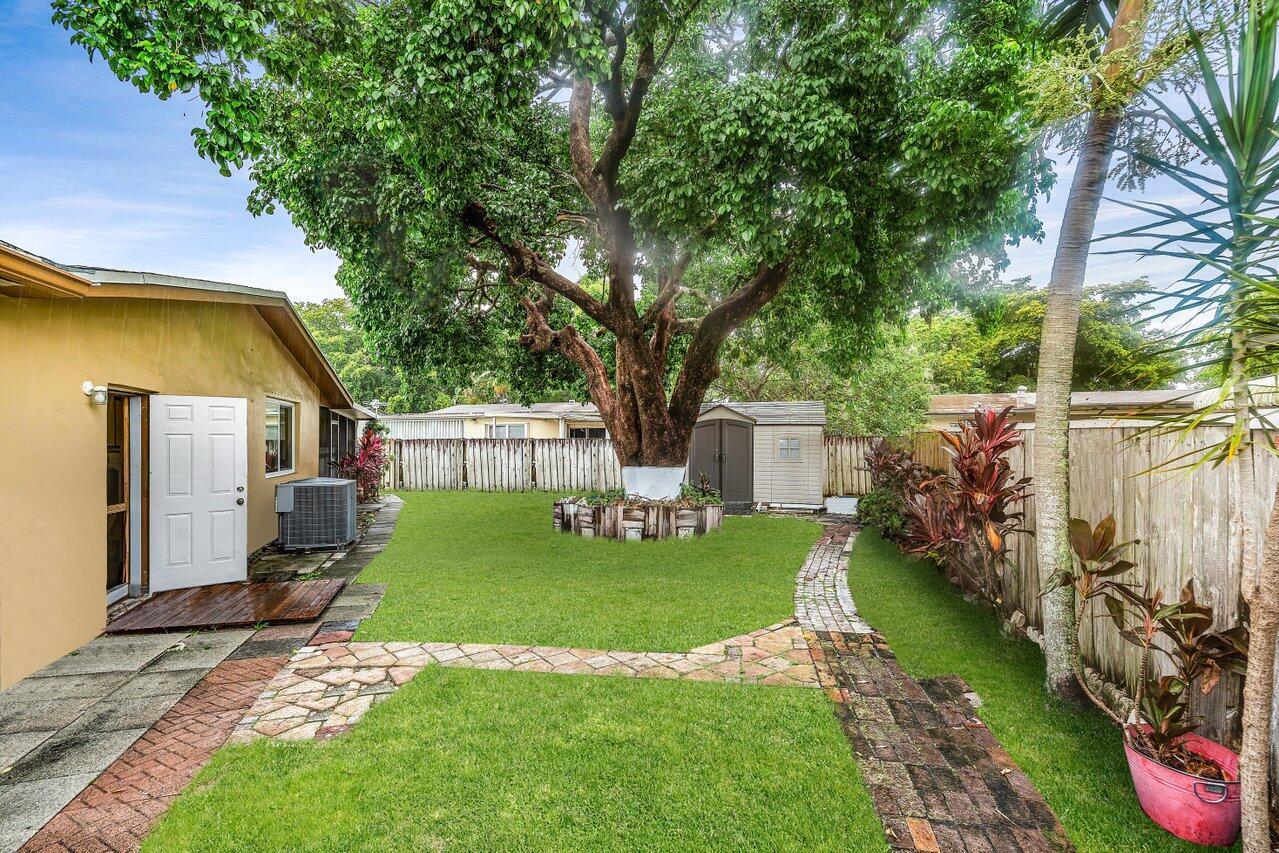 Pasadena Lakes - Residential