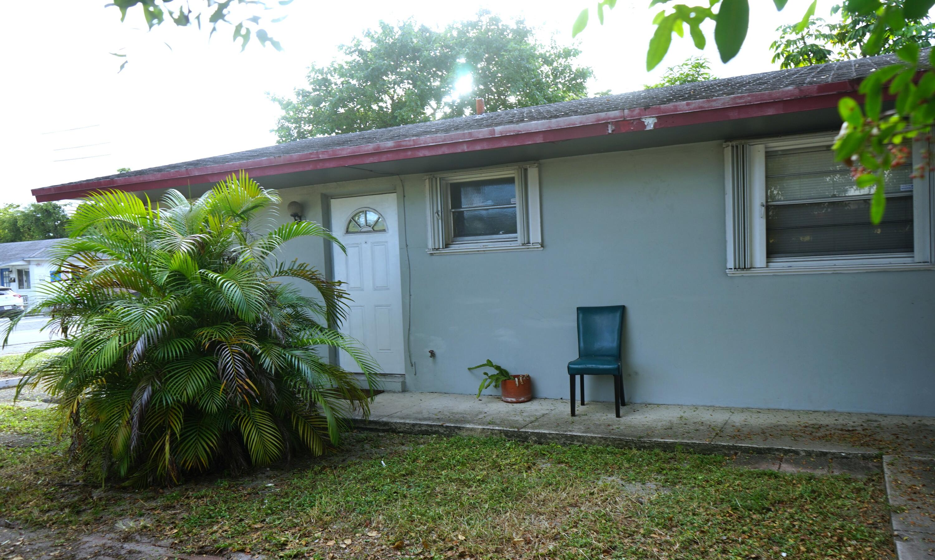 NORTH HOLLYWOOD - Residential Lease