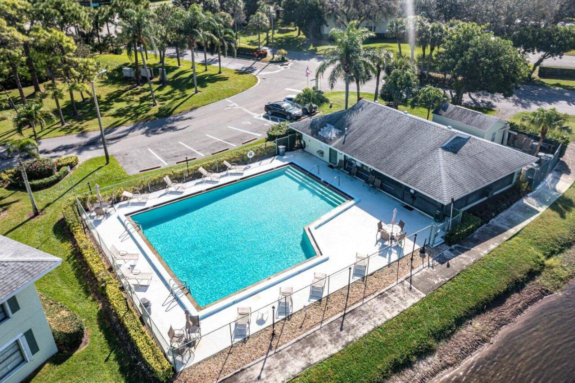 SABAL RIDGE CONDO - Residential Lease