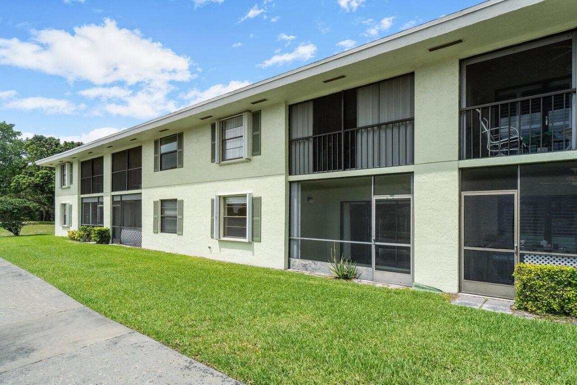 SABAL RIDGE CONDO - Residential Lease