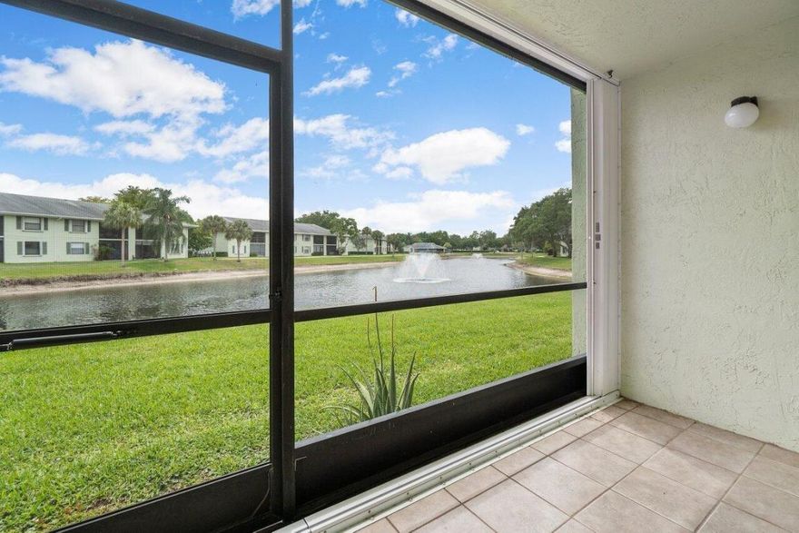 Renovated and move in condition large 2 bedroom 2 bath condo with beautiful Lake views.  First floor, full washer and dryer and lots of storage.   Great location, close to PGA Blvd shops and restaurants.