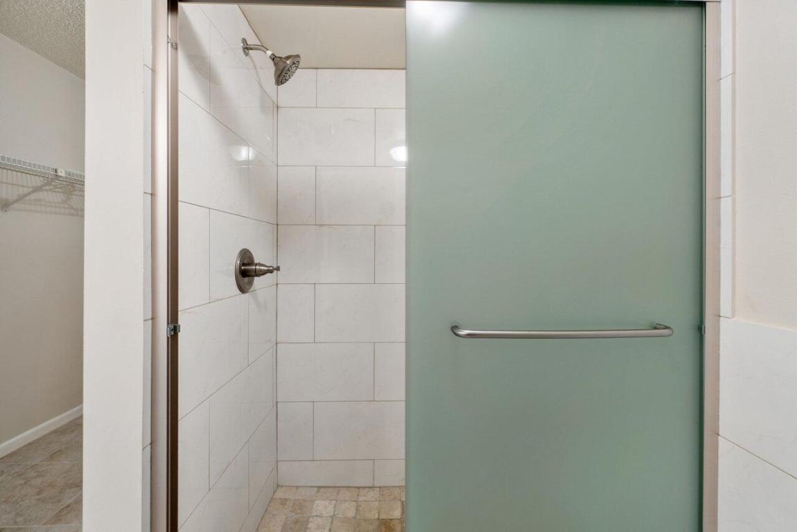 SABAL RIDGE CONDO - Residential Lease