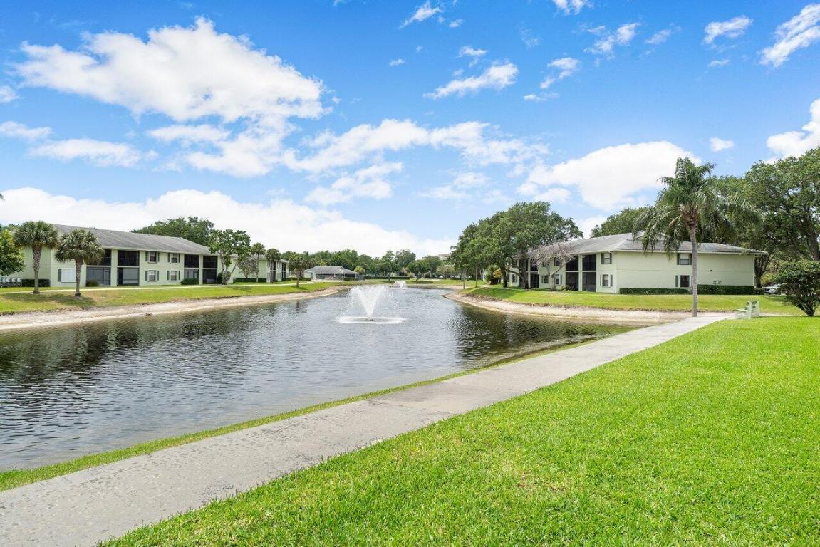 SABAL RIDGE CONDO - Residential Lease
