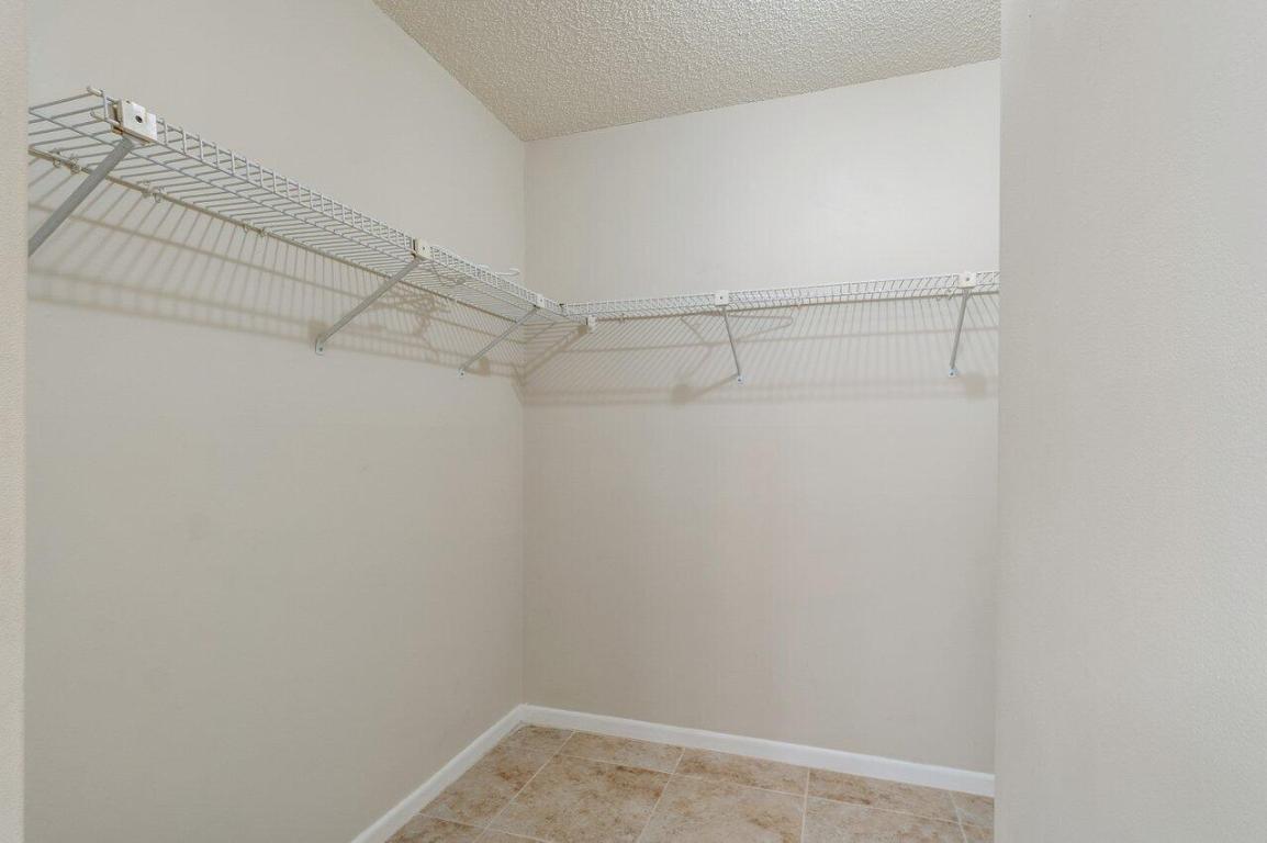 SABAL RIDGE CONDO - Residential Lease