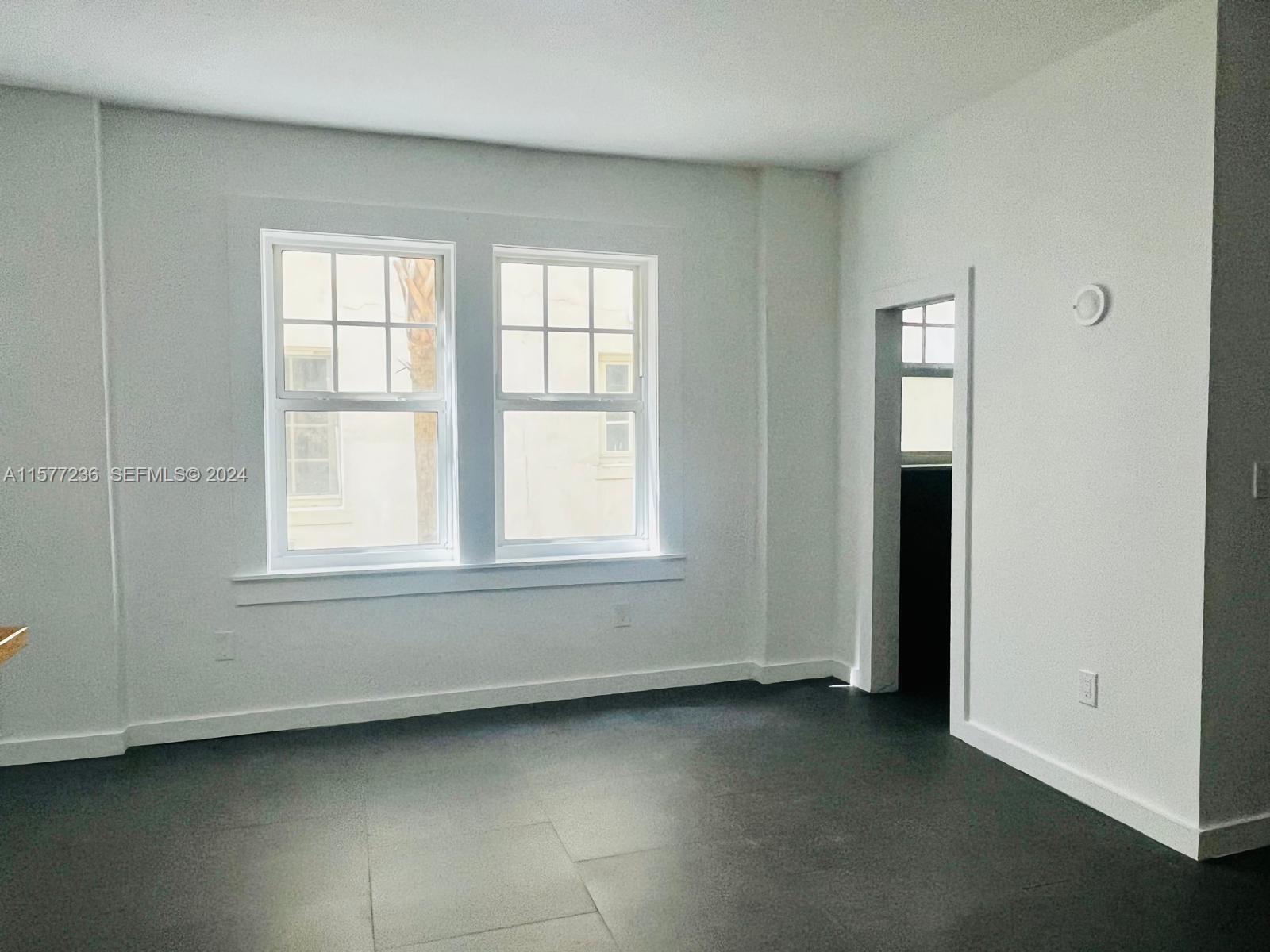 EVERGLADES EAST CONDO - Residential