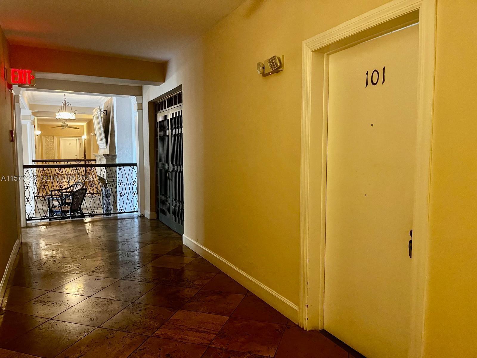 536 14th Street 101, Miami Beach, FL, 33139/$235,000 2 536 14th Street 101